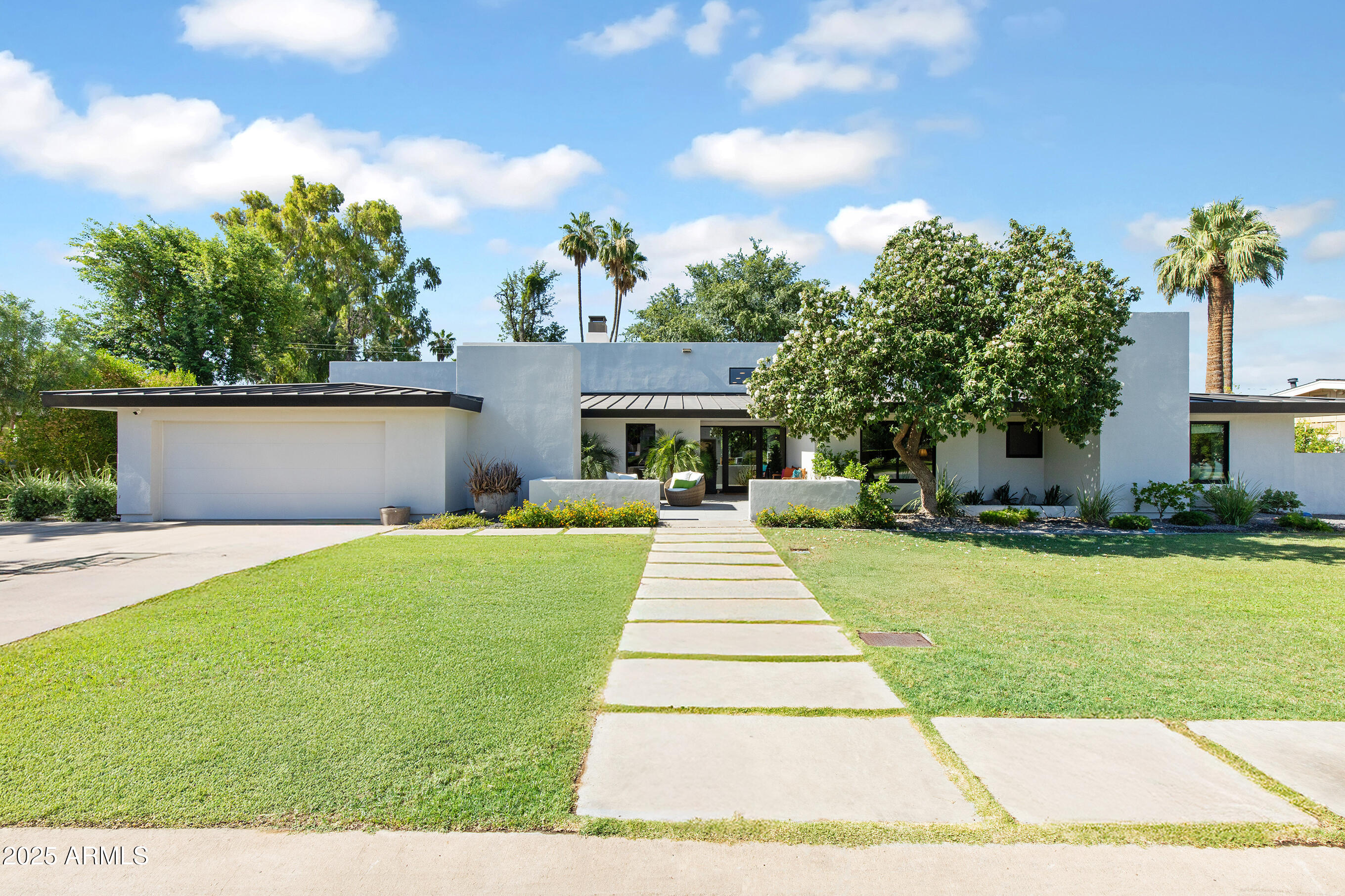 123 E Wagon Wheel Drive