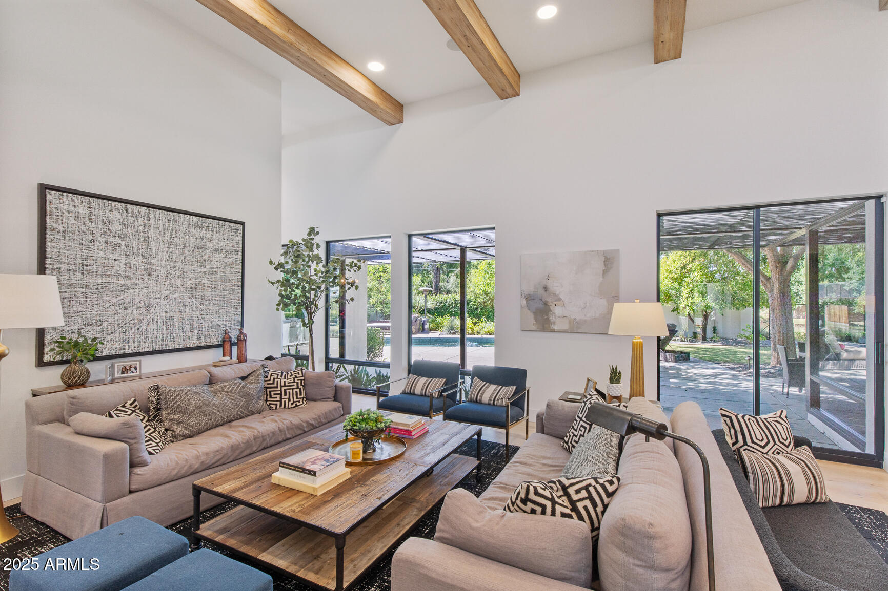 123 E Wagon Wheel Drive