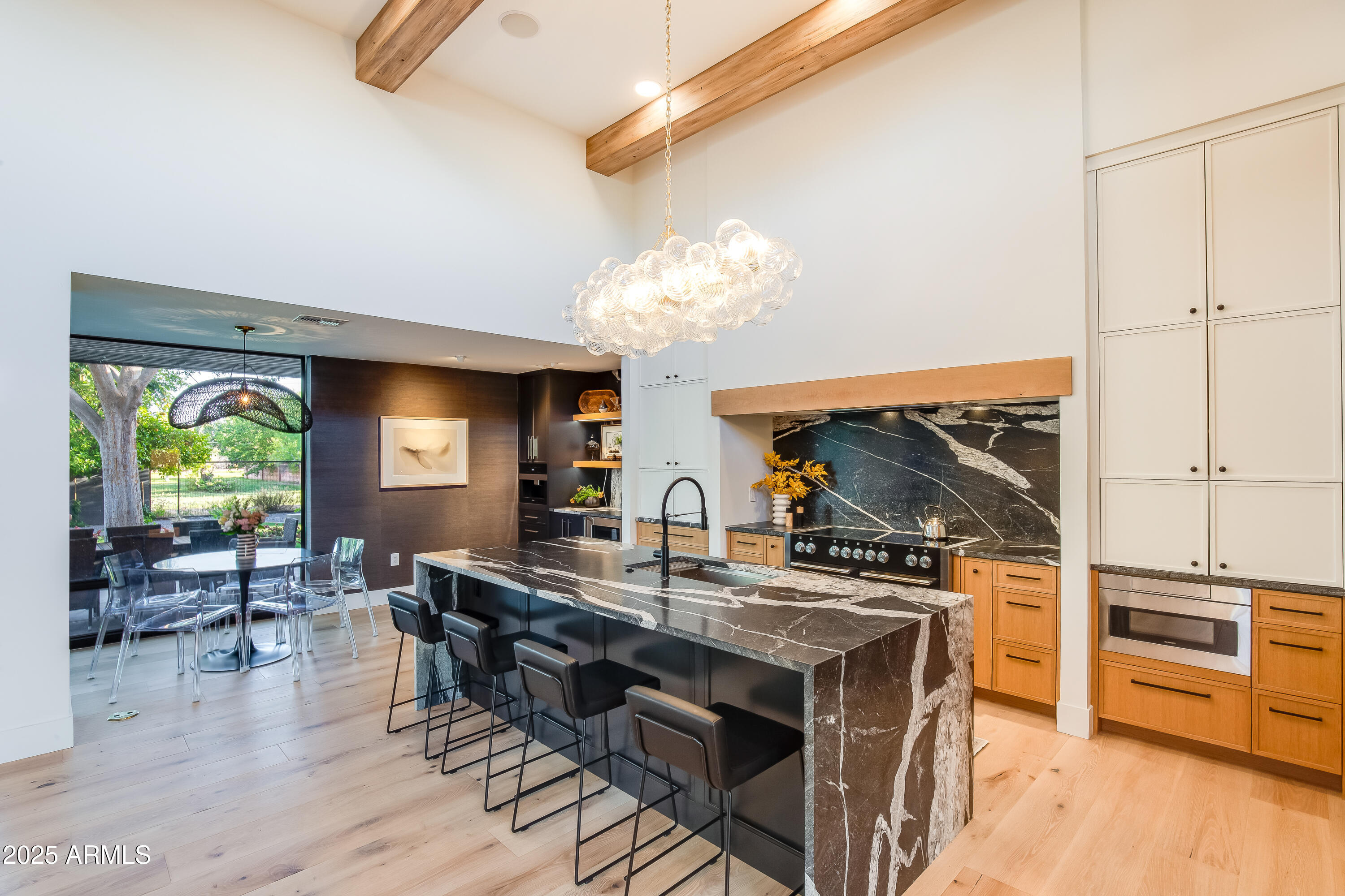 123 E Wagon Wheel Drive