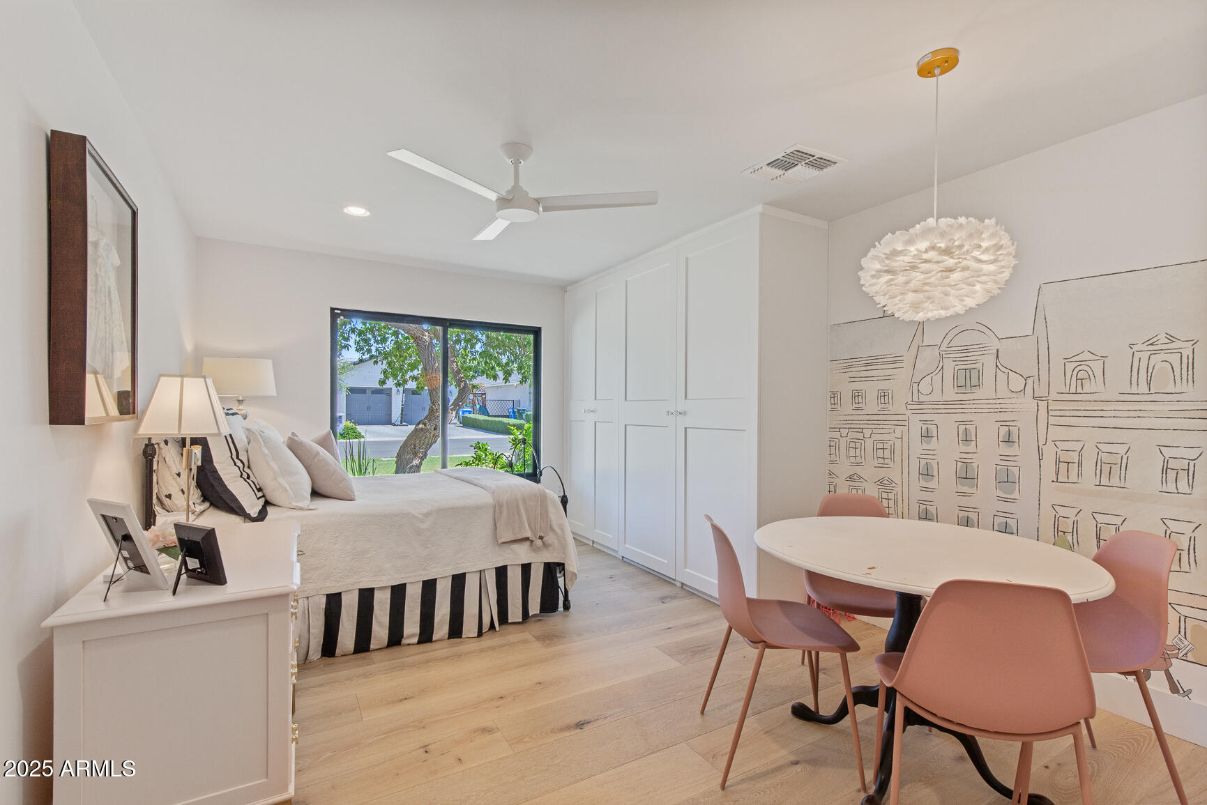 123 E Wagon Wheel Drive