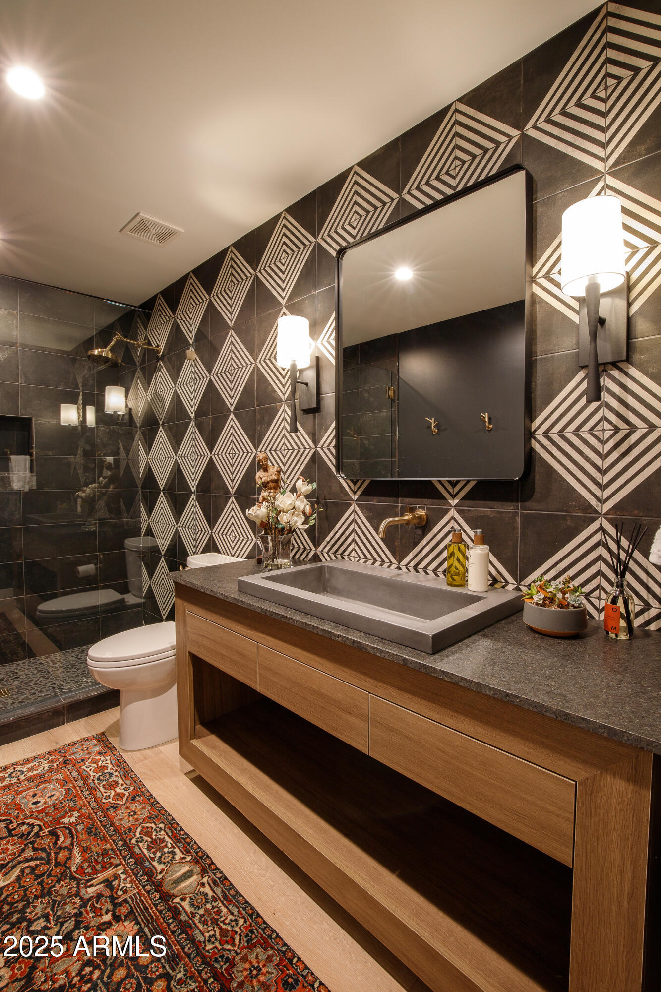 123 E Wagon Wheel Drive