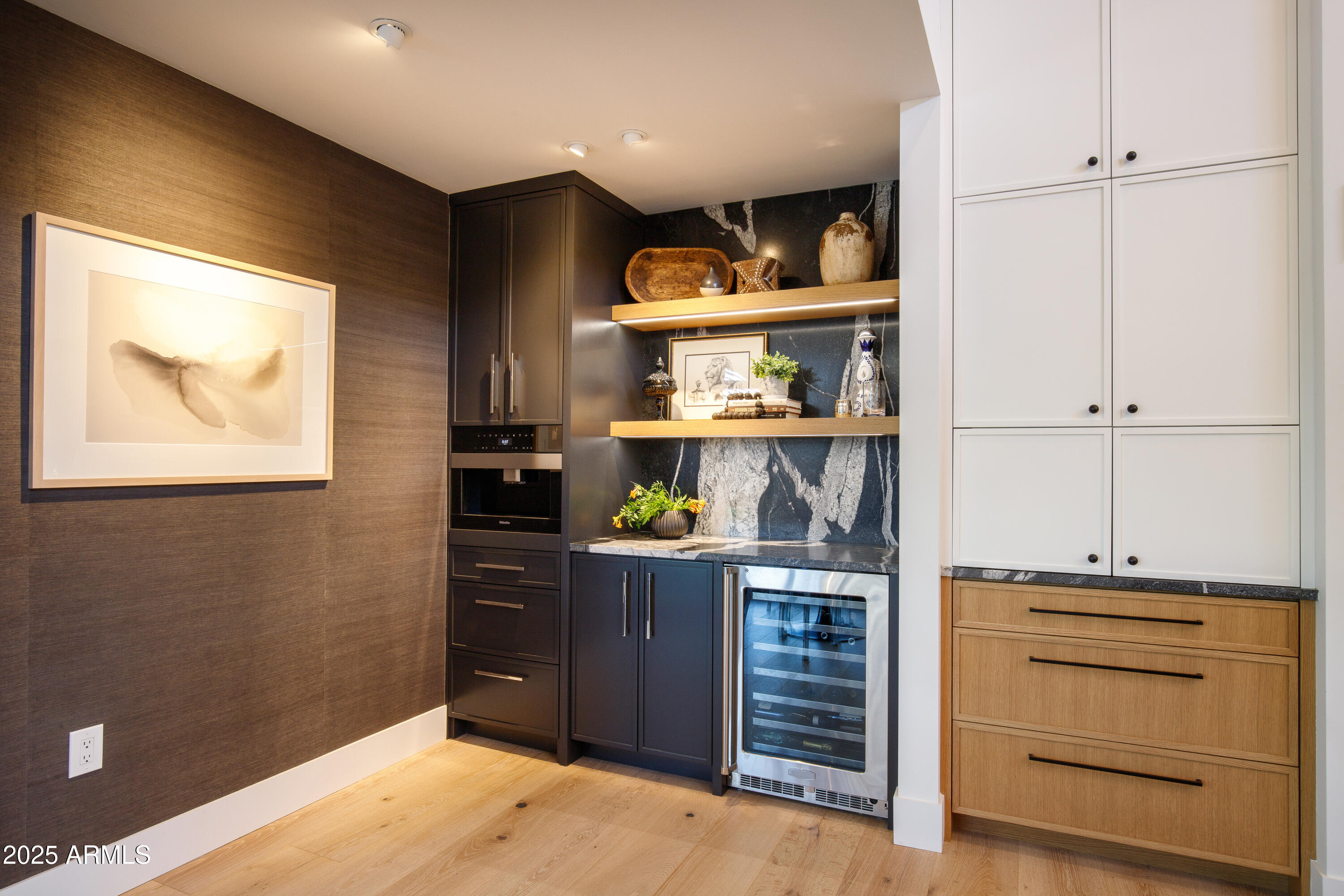 123 E Wagon Wheel Drive