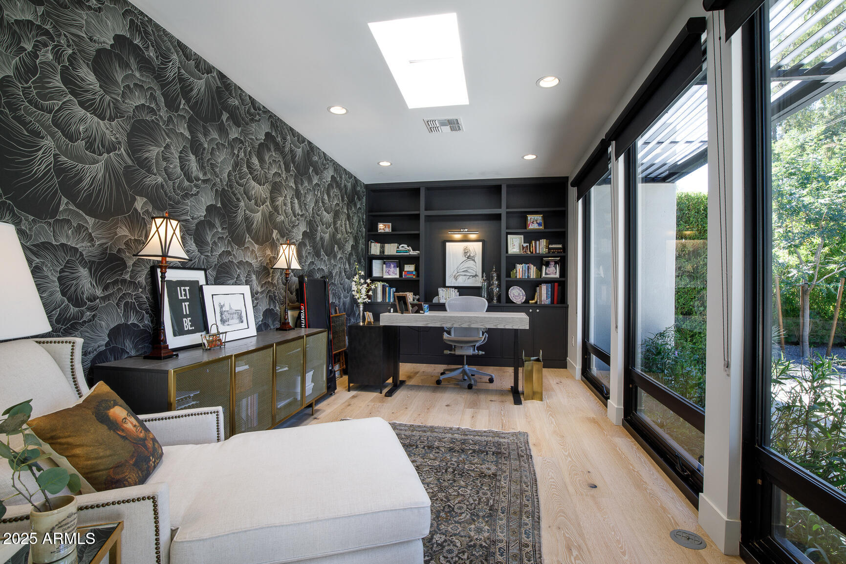 123 E Wagon Wheel Drive