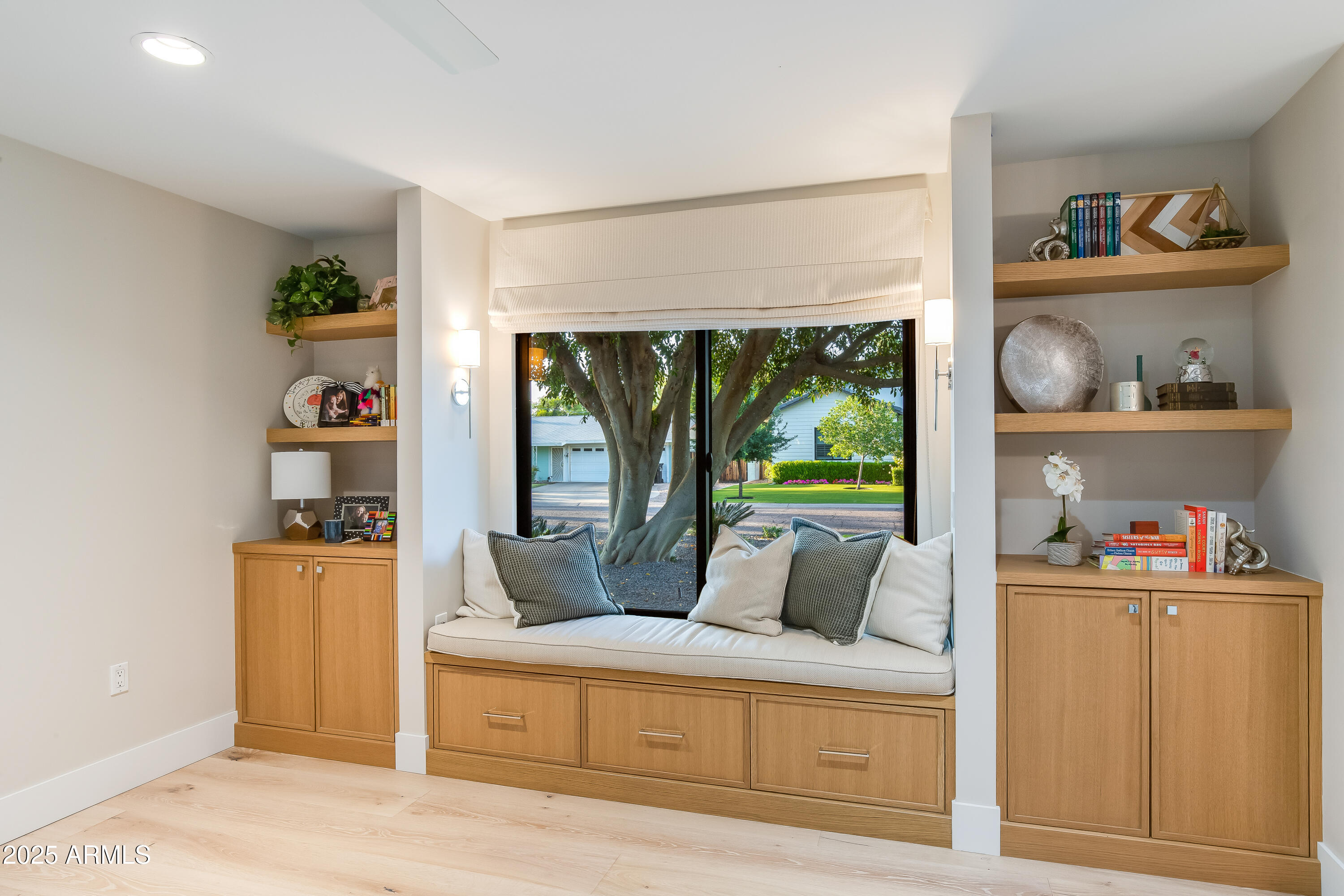 123 E Wagon Wheel Drive