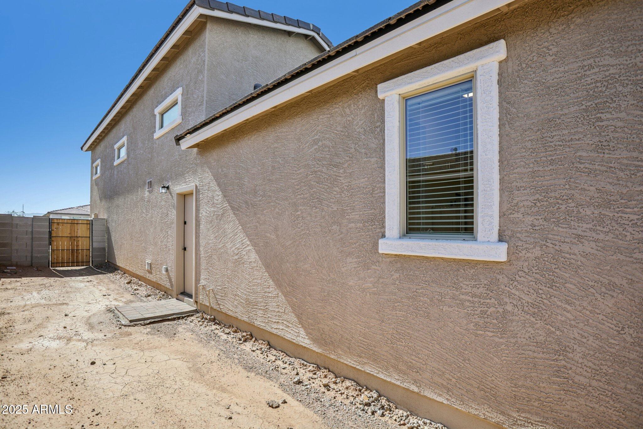 5528 W HOPI Trail