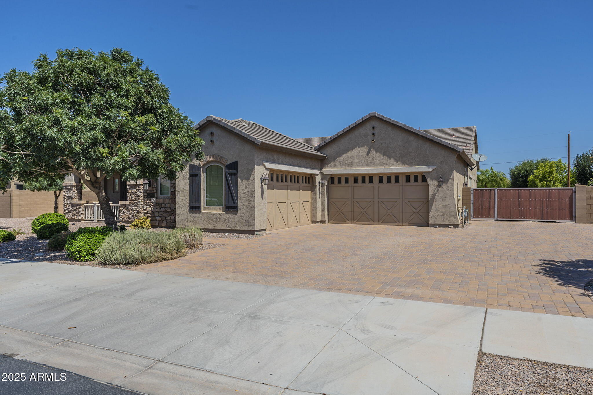22092 E CAMACHO Road