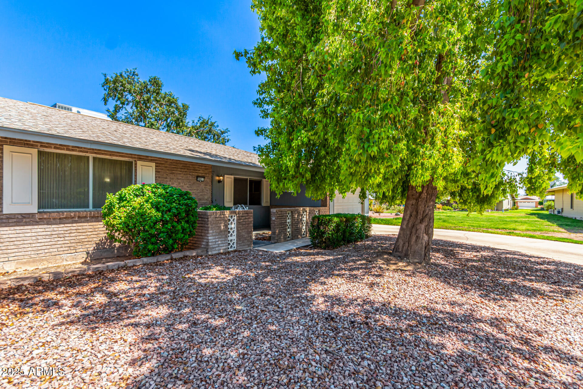 9903 W SPRUCE Drive