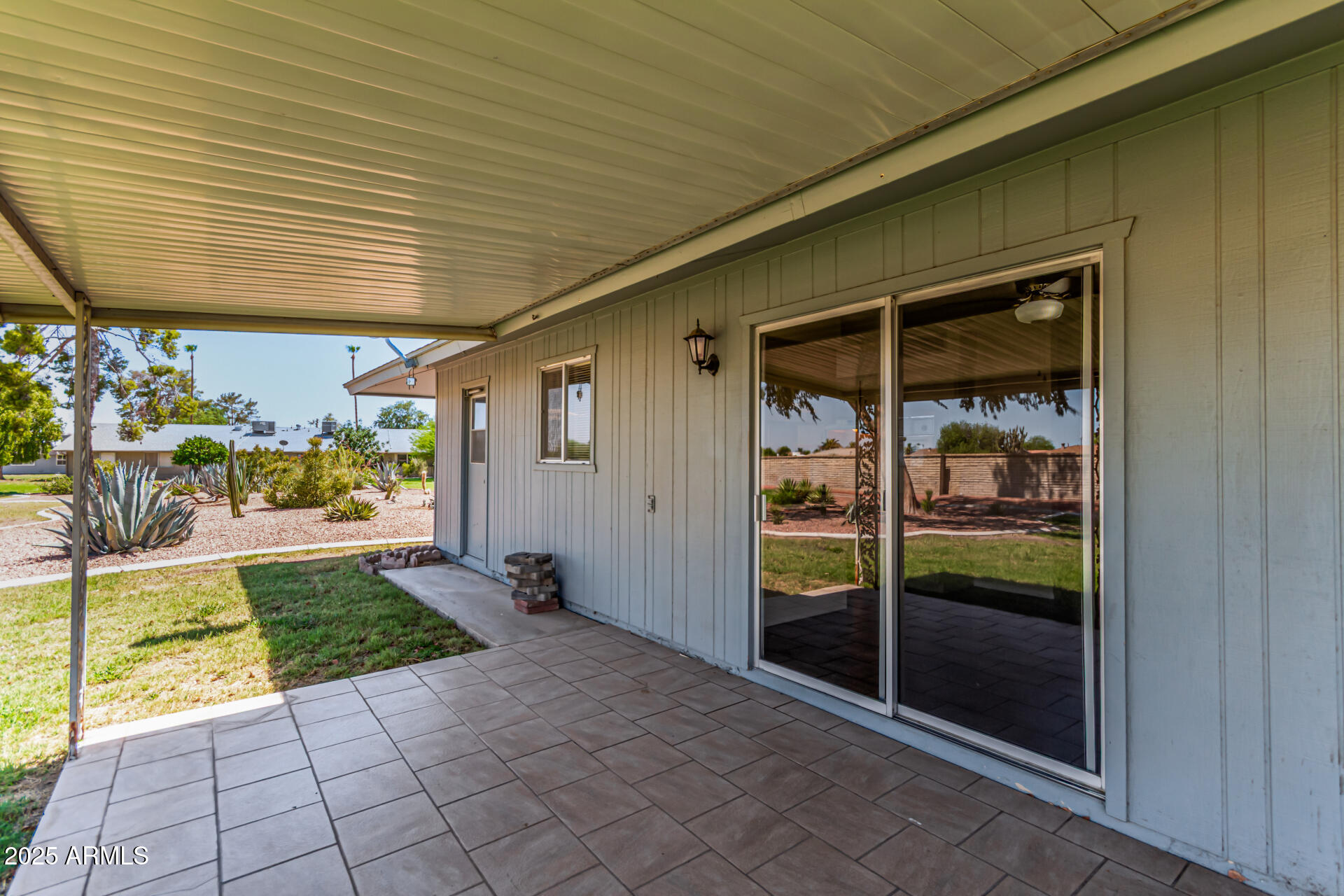 9903 W SPRUCE Drive