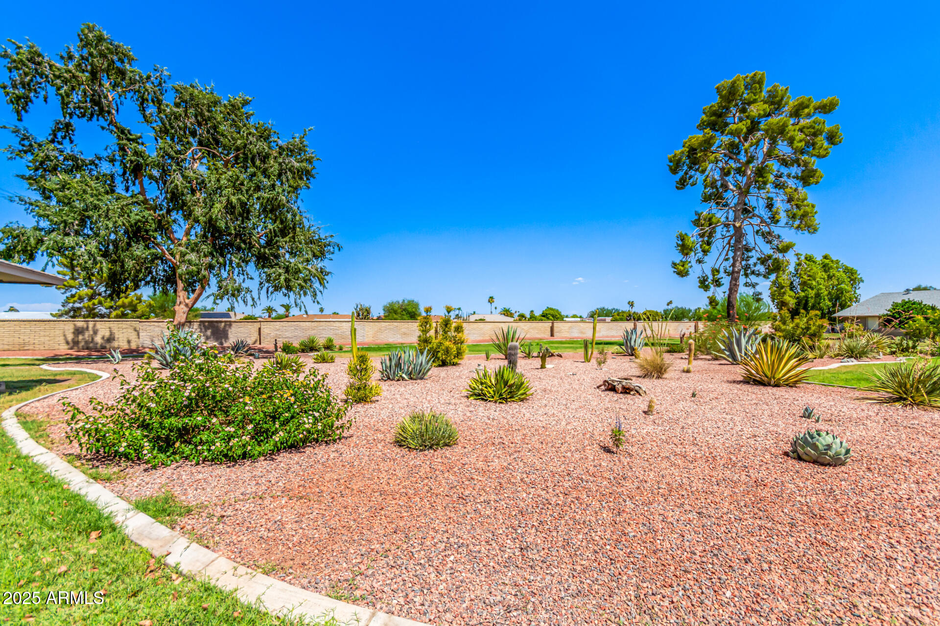 9903 W SPRUCE Drive