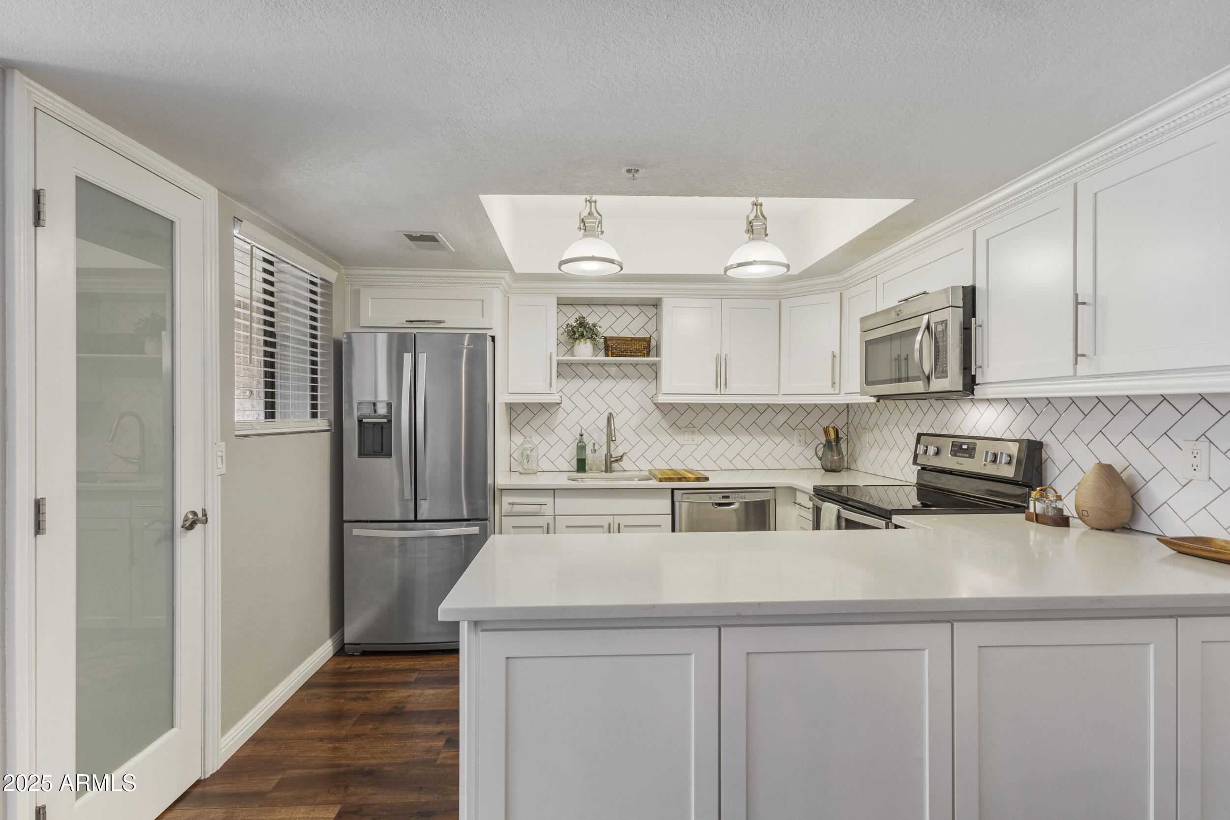 8155 E ROOSEVELT Street, 218