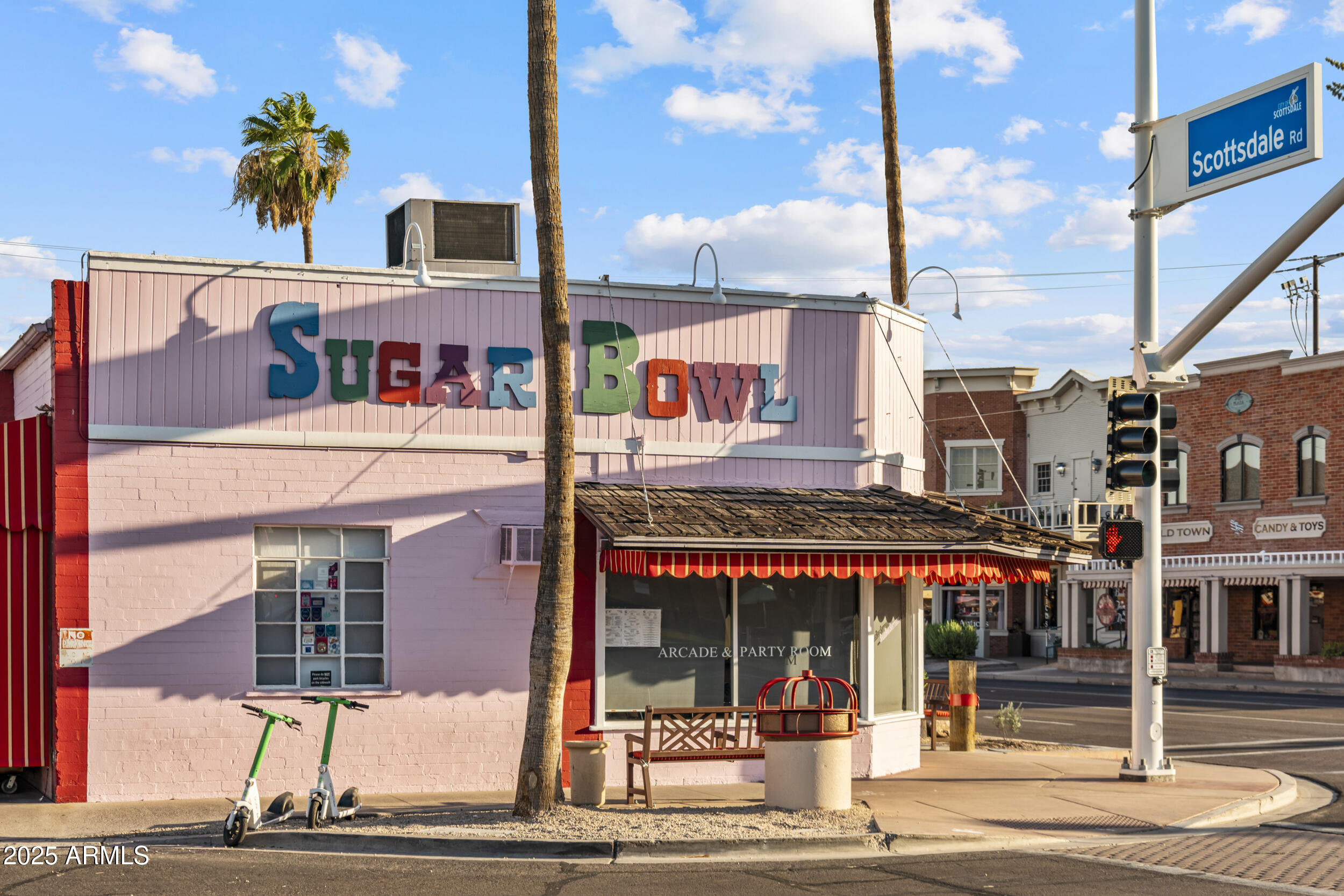 8155 E ROOSEVELT Street, 218