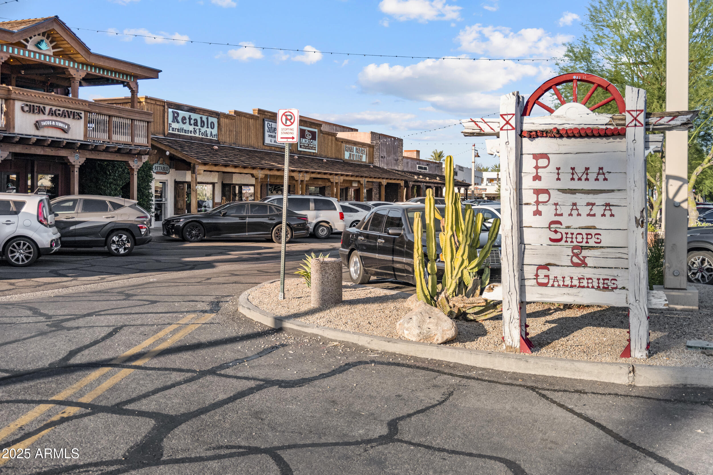8155 E ROOSEVELT Street, 218