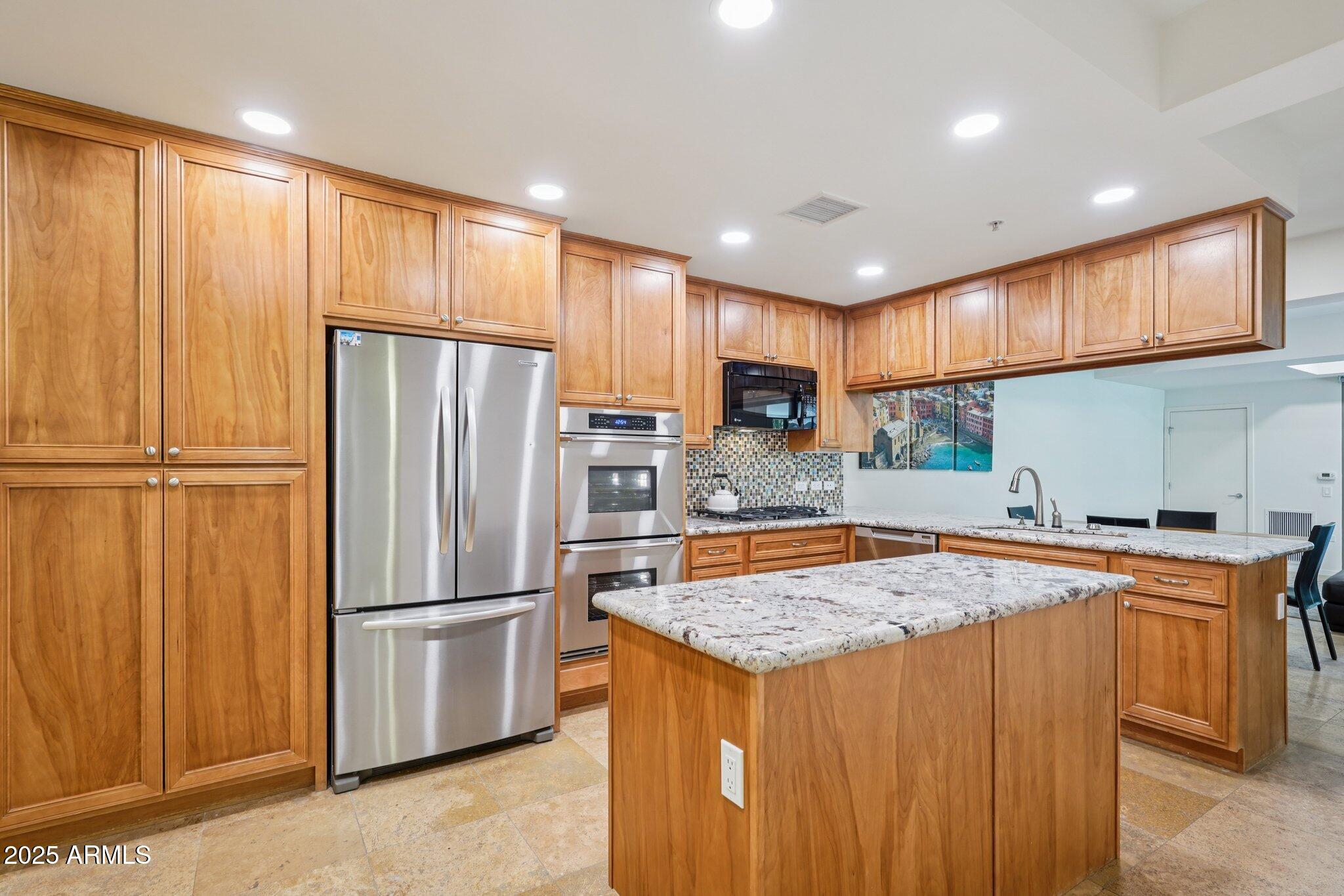 7161 E RANCHO VISTA Drive, 2002