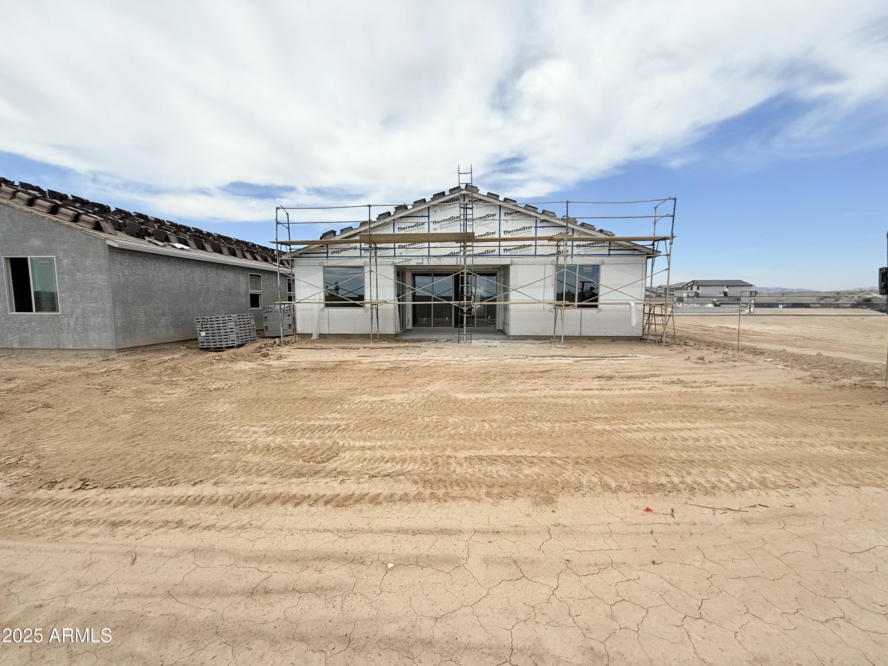 2397 E HOMESTEADER Road