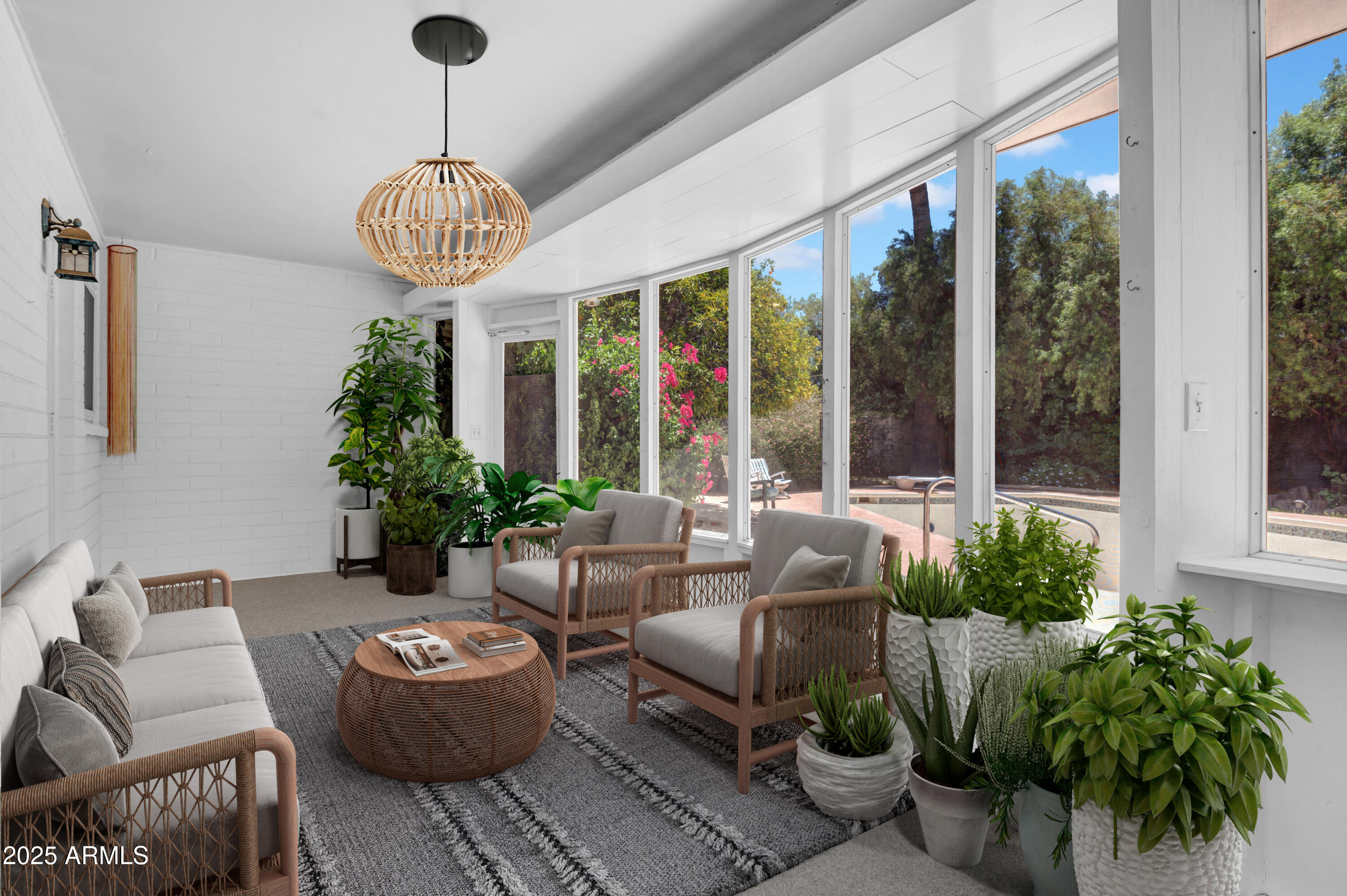 201 W GARDENIA Drive