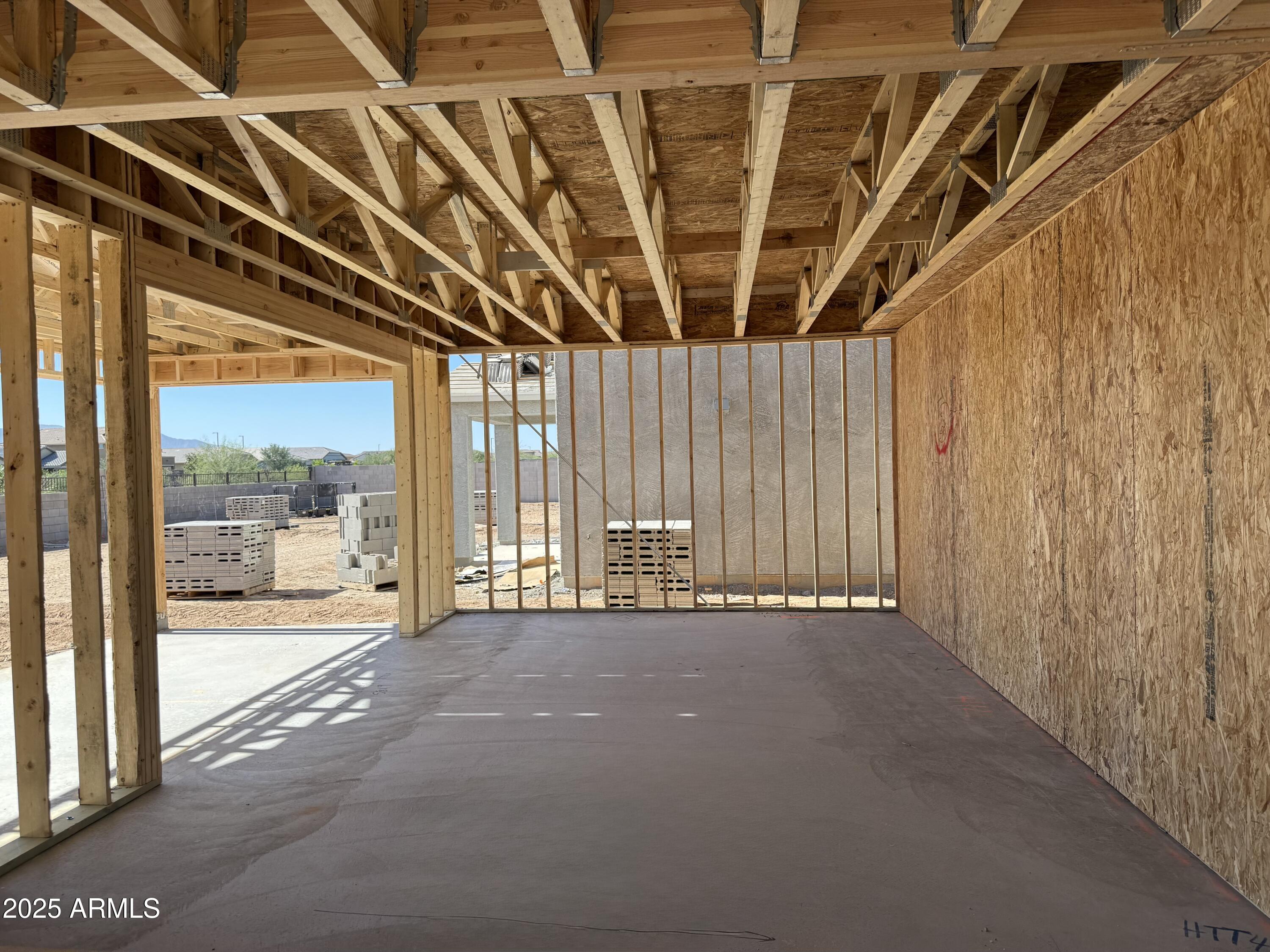 18195 W LA SENDA Drive