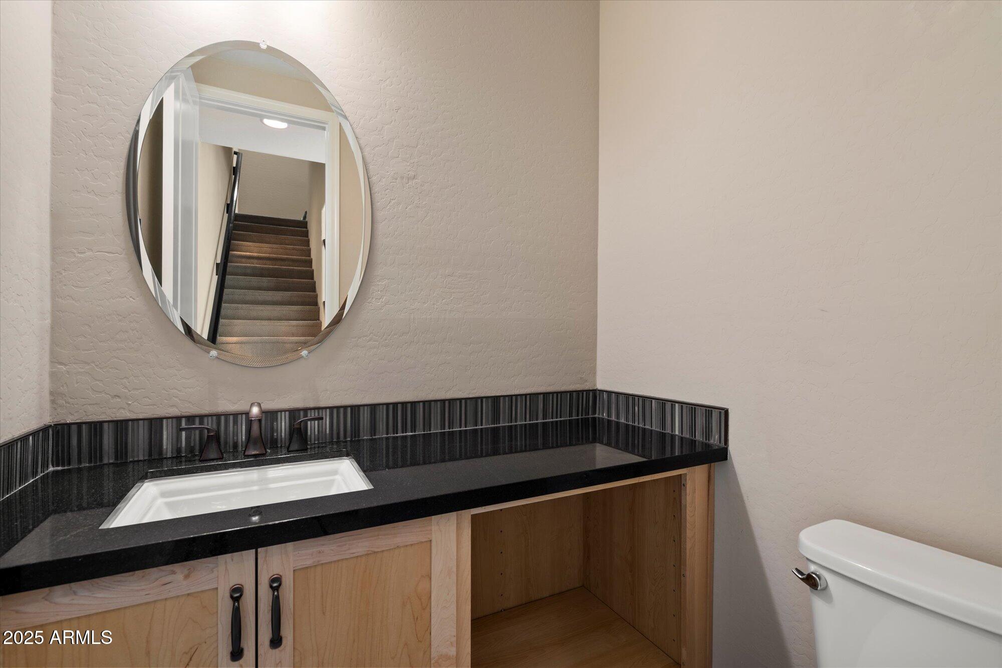 7508 E VIA DE LUNA Drive