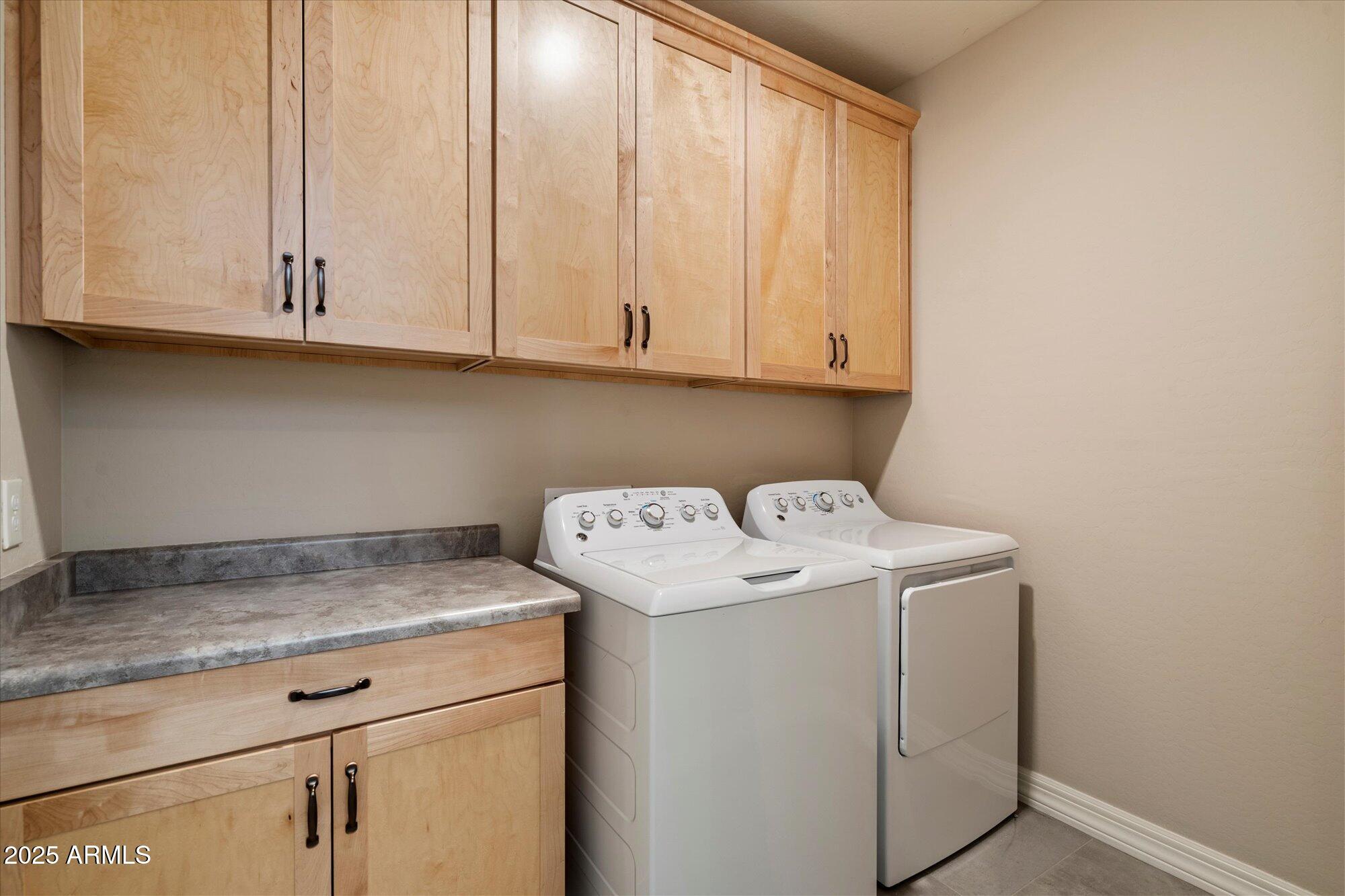 7508 E VIA DE LUNA Drive