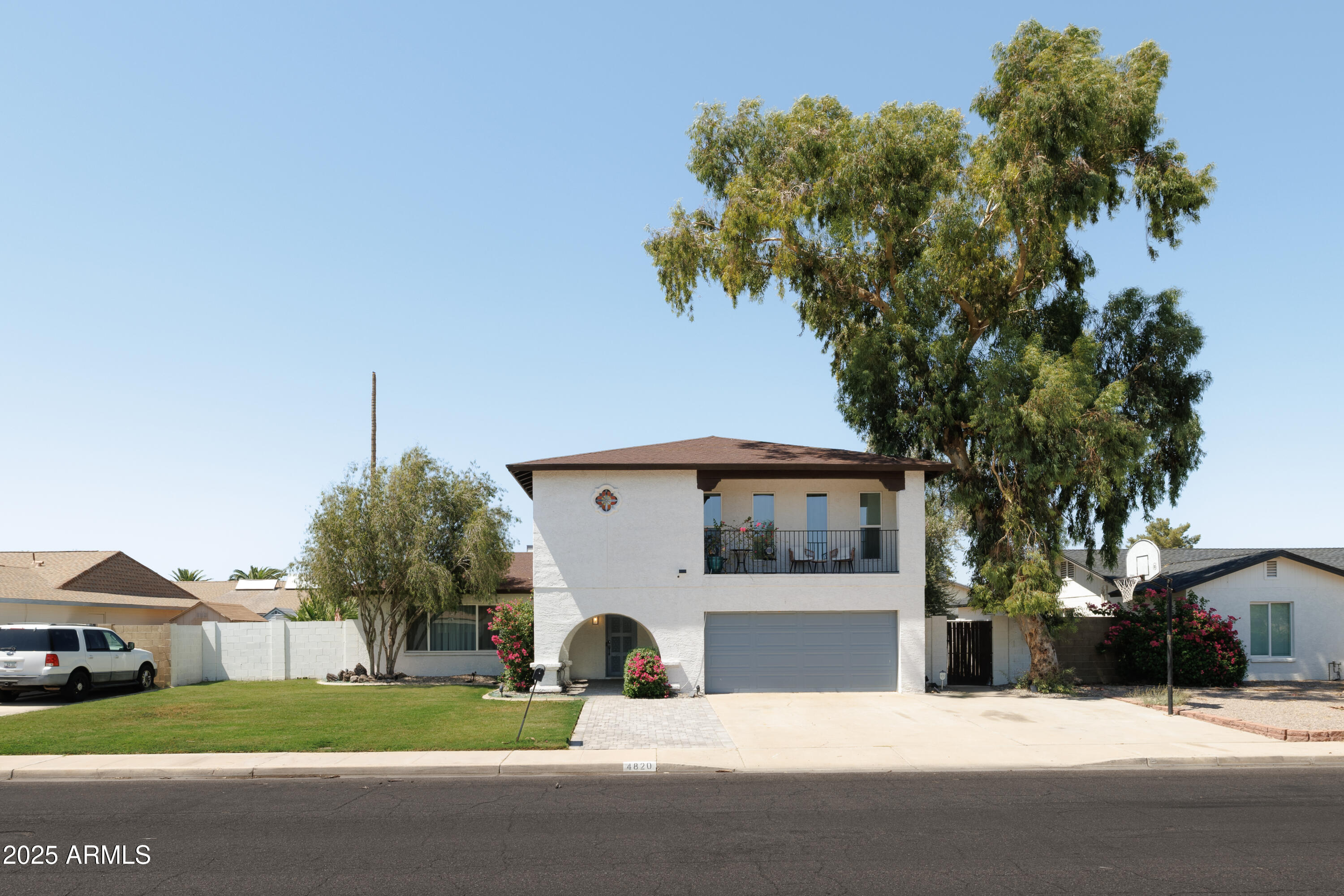 4820 W BROWN Street