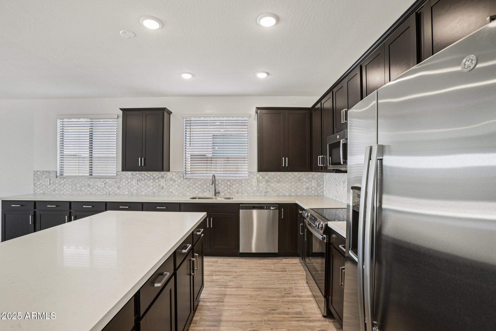 15723 W BROWN Street