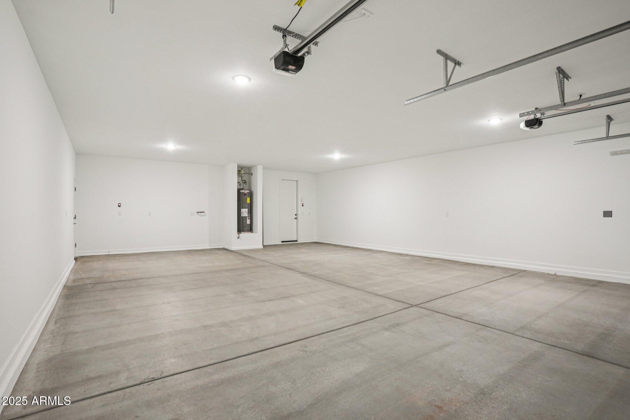 15723 W BROWN Street