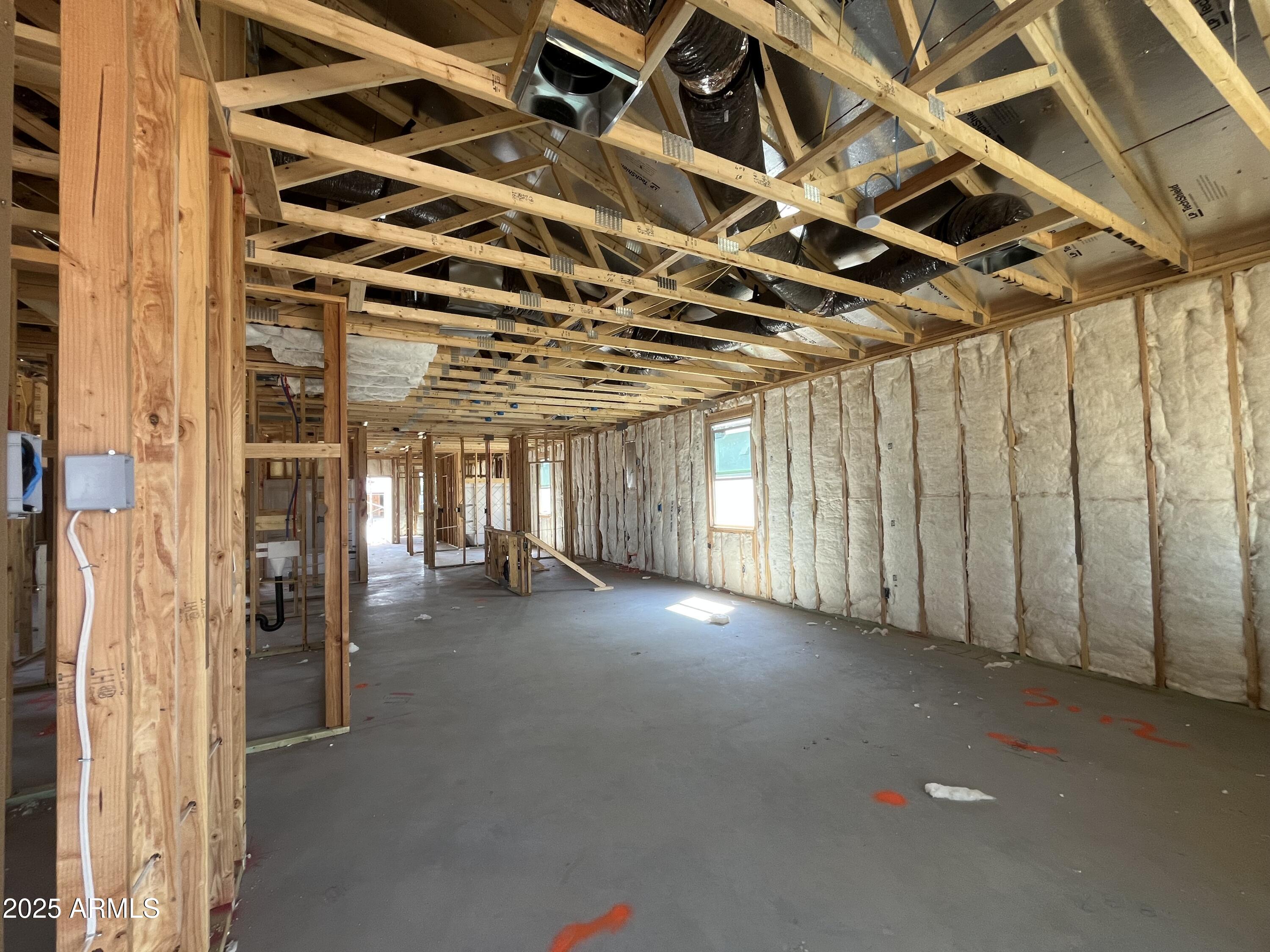 47692 W KENNER Drive