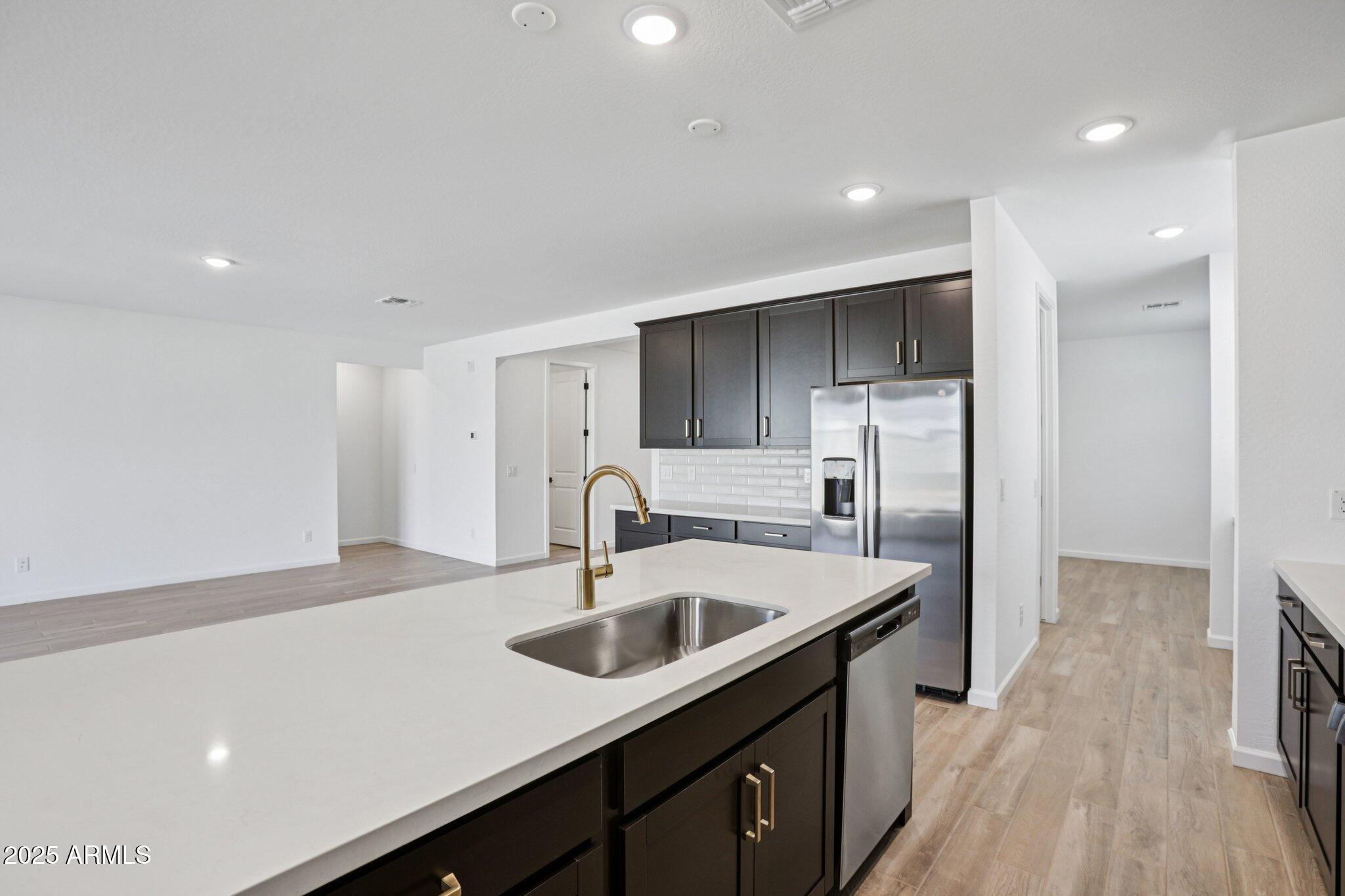 15722 W BROWN Street