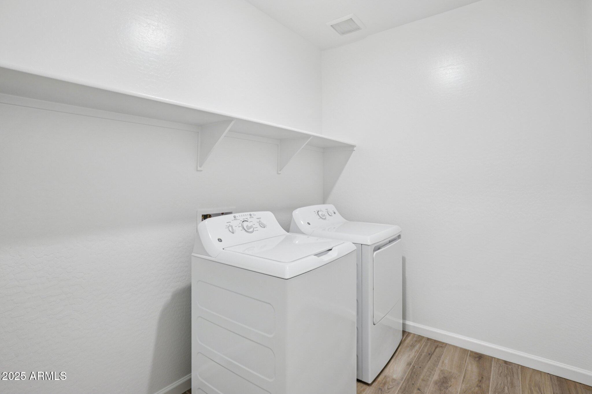 15722 W BROWN Street