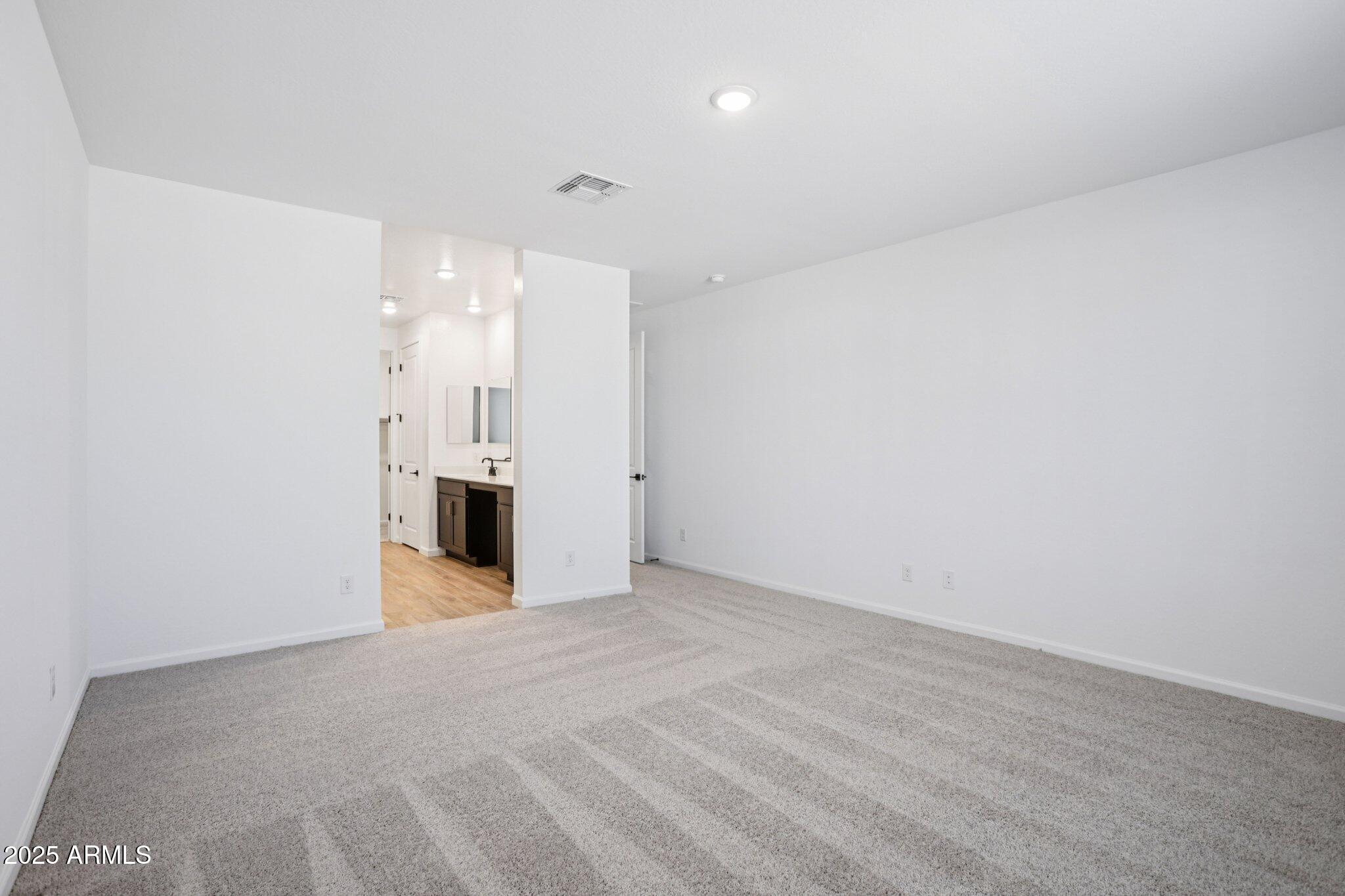 15722 W BROWN Street