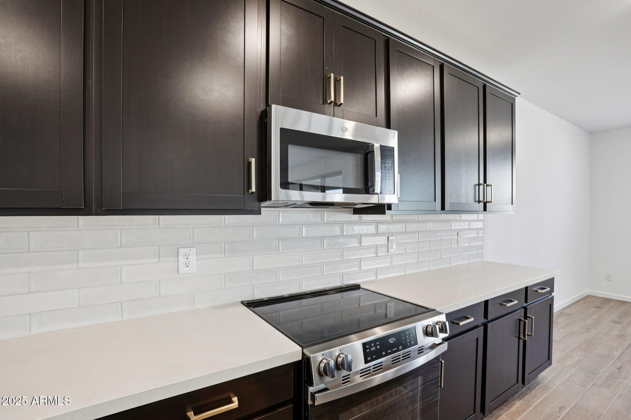 15722 W BROWN Street