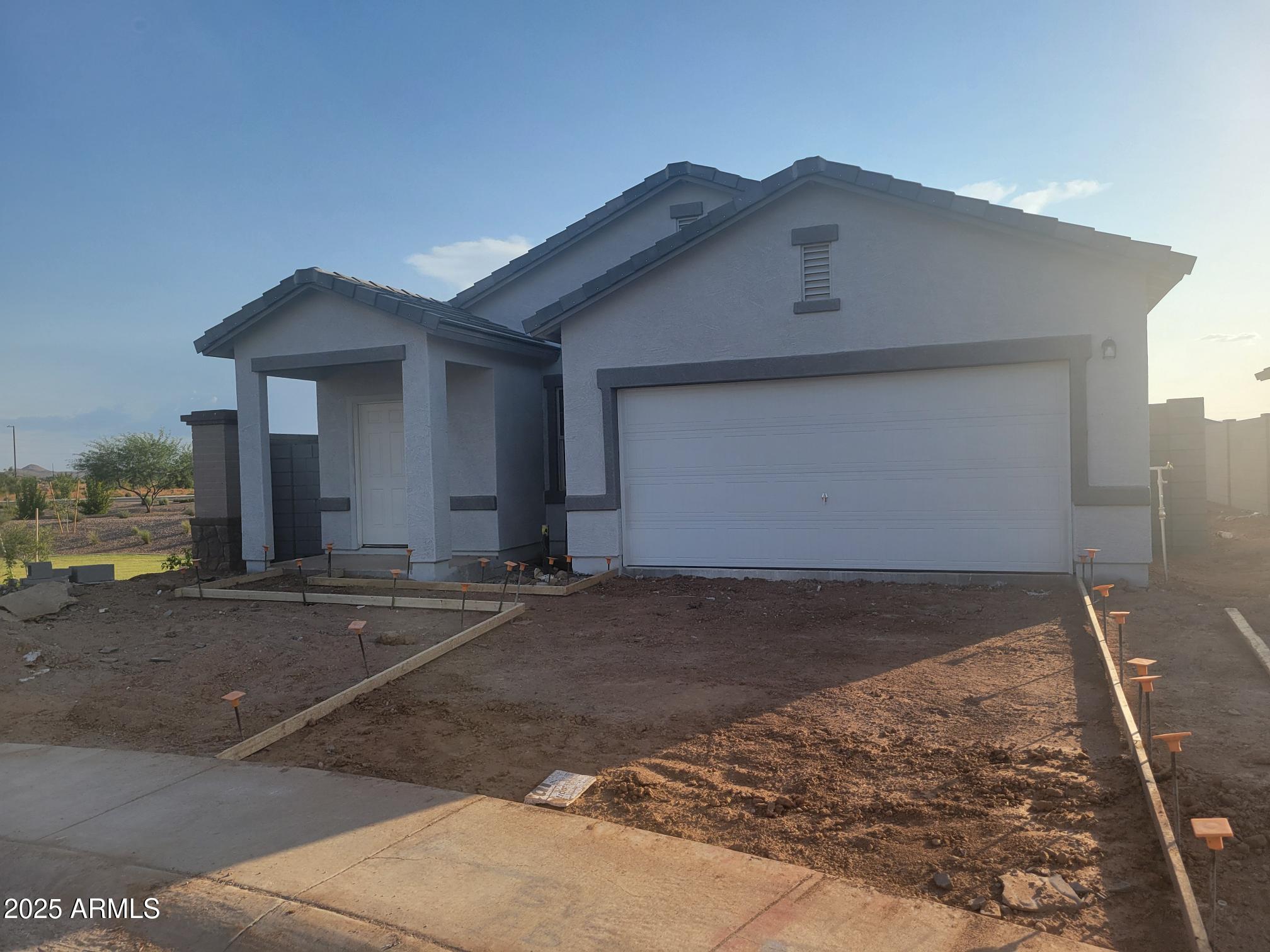 32172 N Knauss Lane