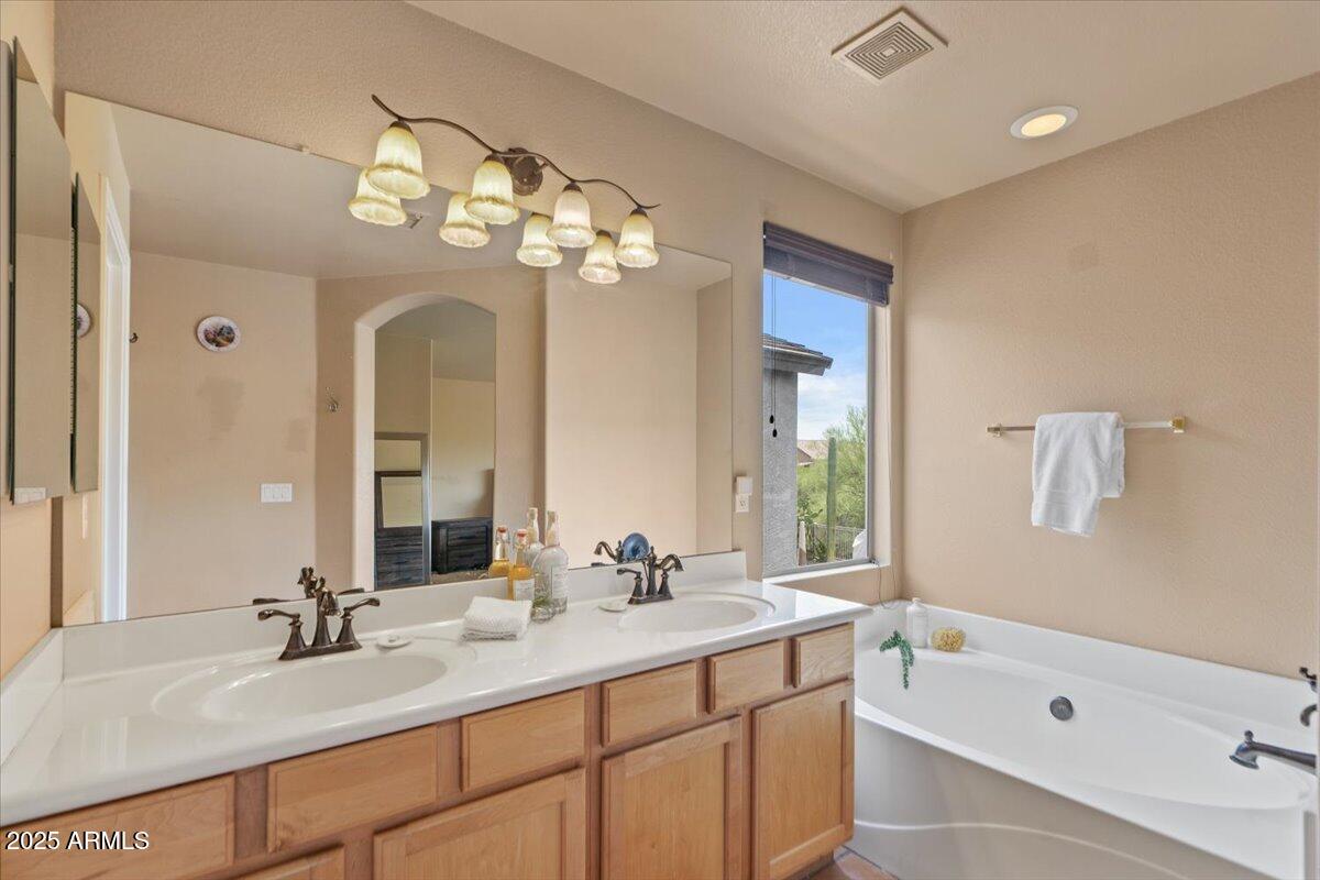 4439 E COYOTE WASH Drive