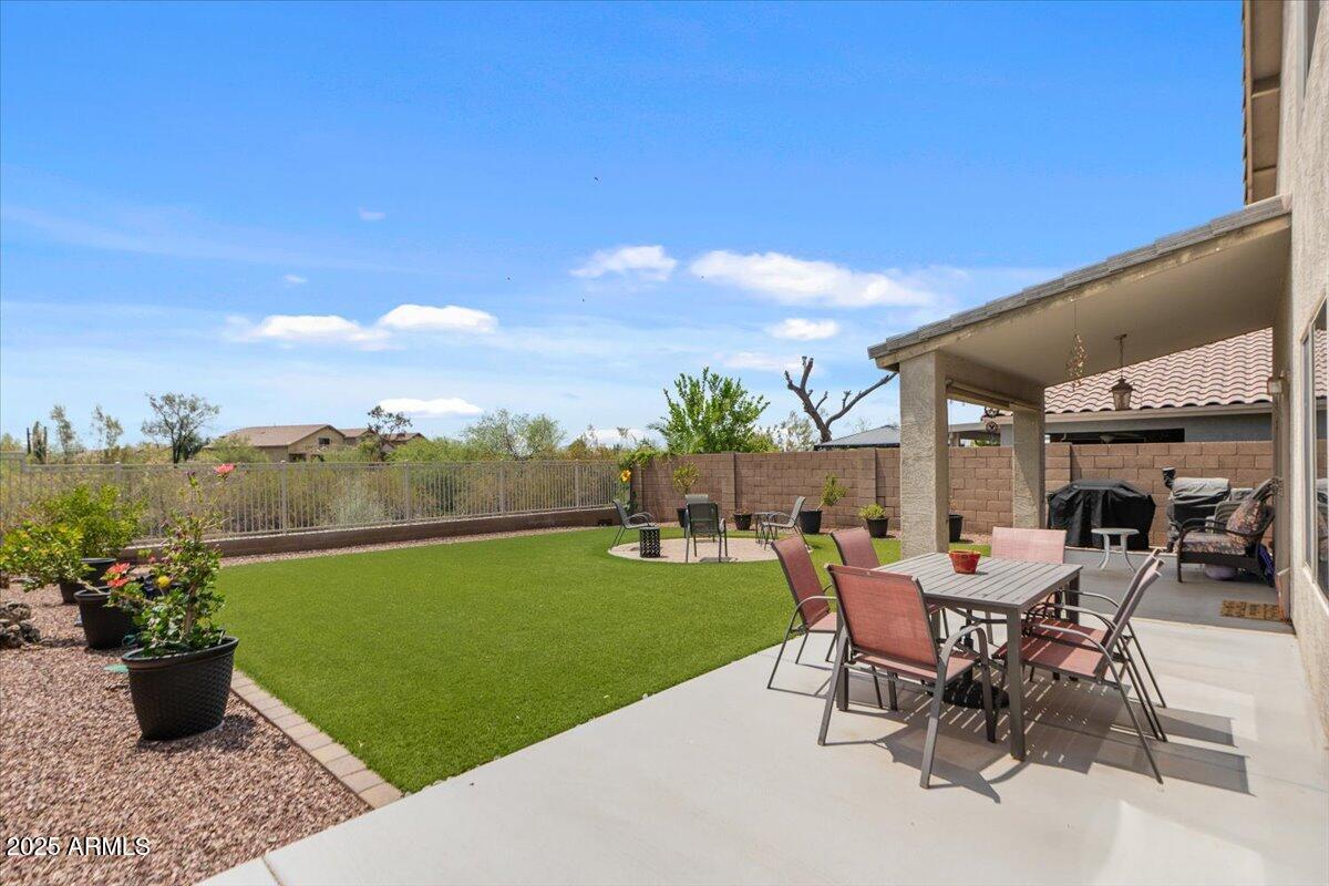 4439 E COYOTE WASH Drive