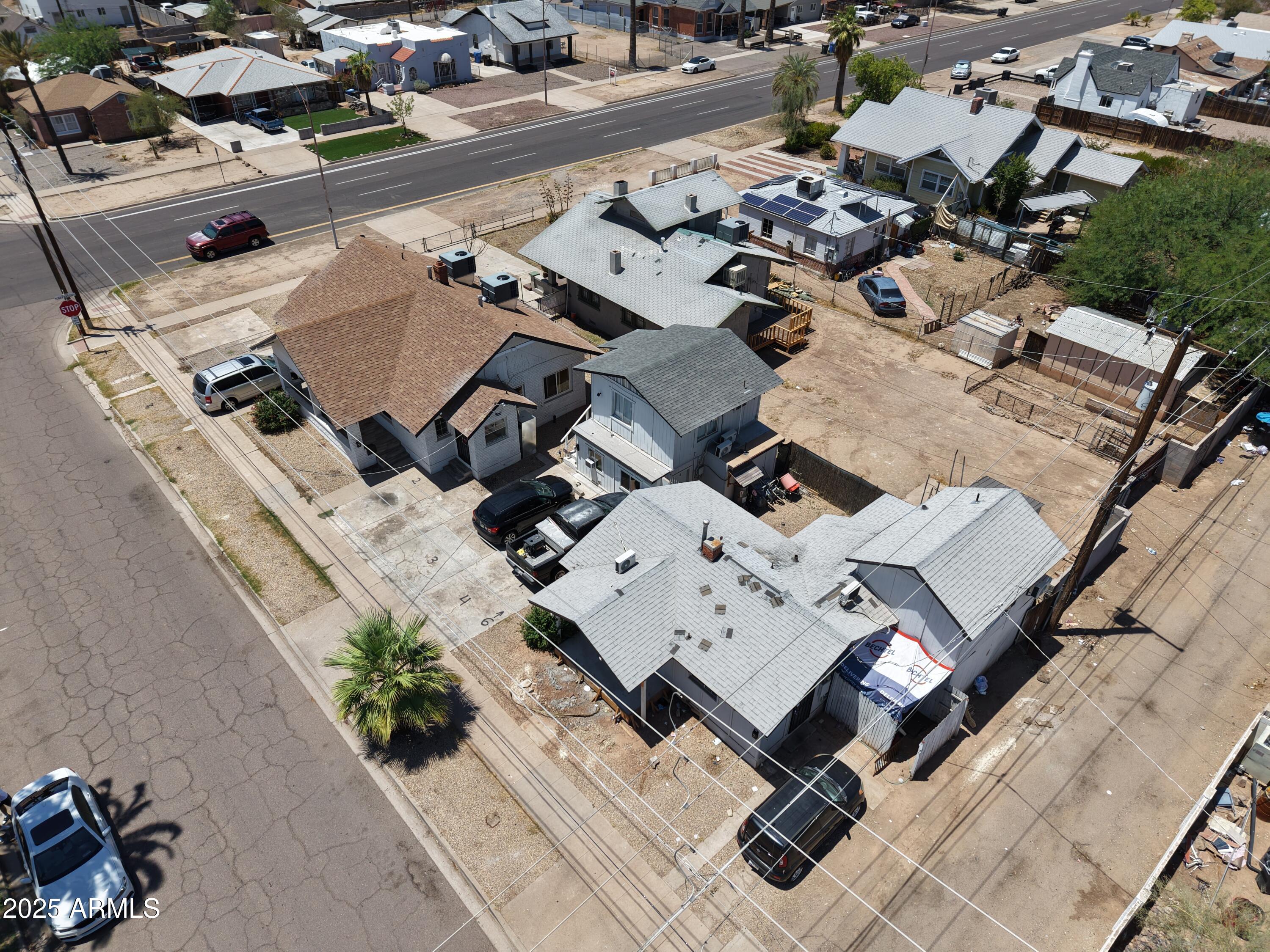 2002 W JEFFERSON Street