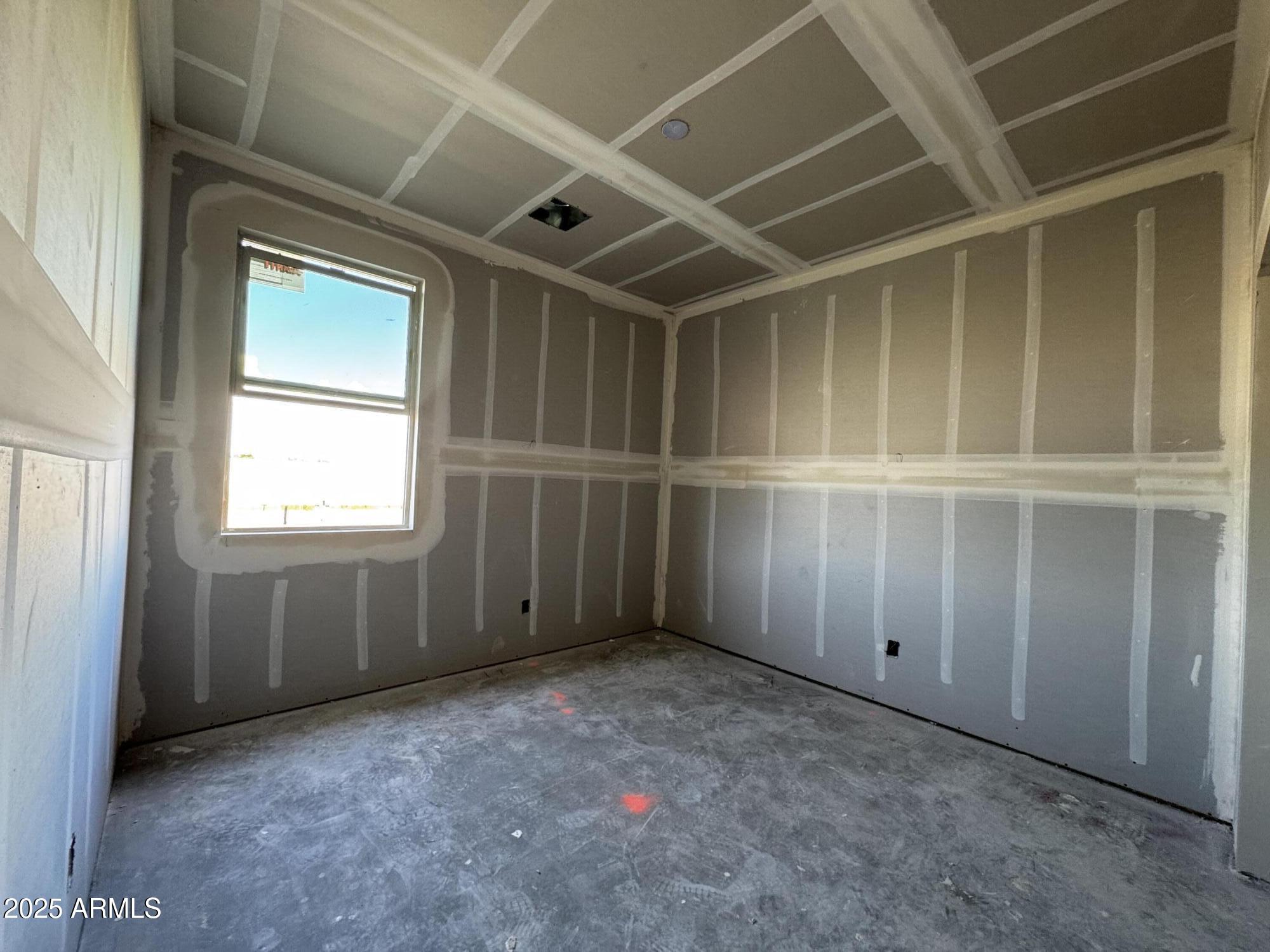 46851 W OLD TIMER Road