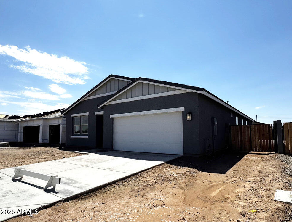 46851 W OLD TIMER Road