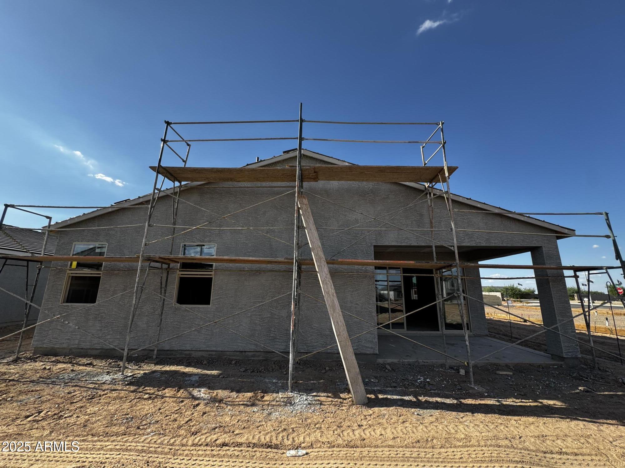 46851 W OLD TIMER Road