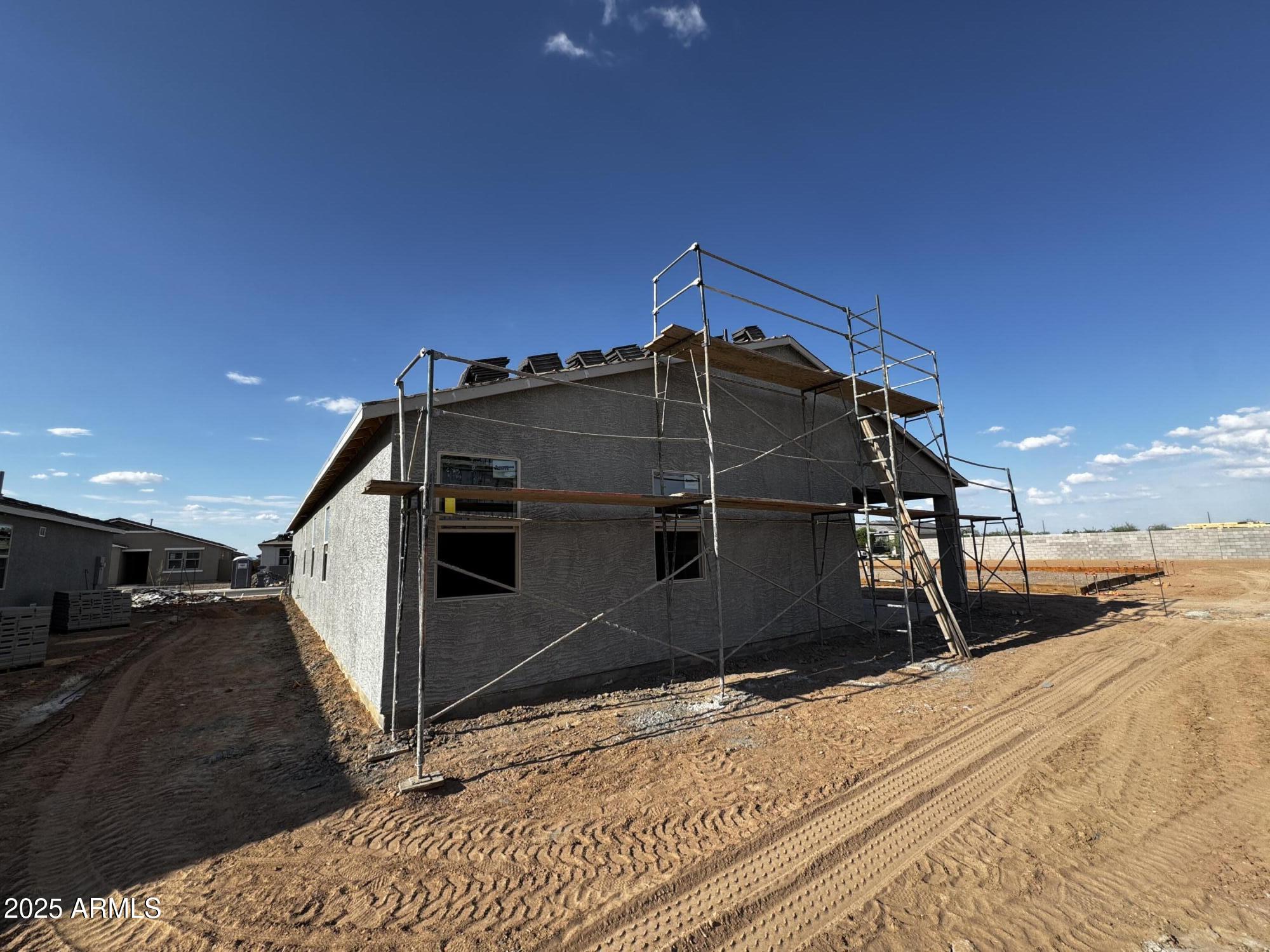 46851 W OLD TIMER Road