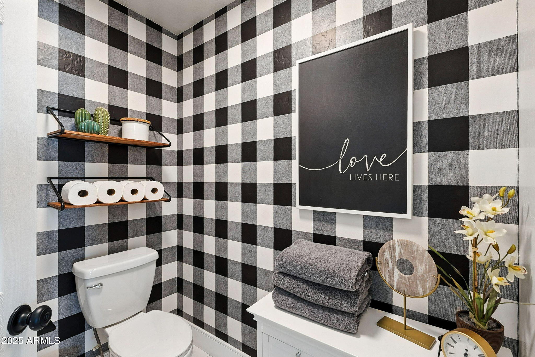 10412 E DOLPHIN Avenue