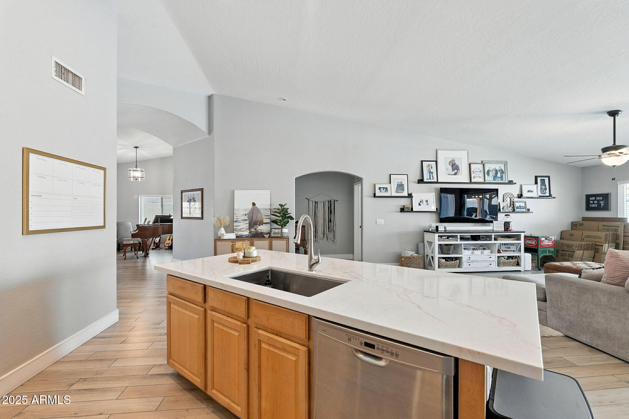 10412 E DOLPHIN Avenue