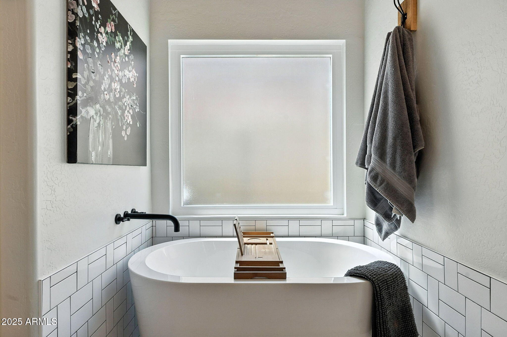 10412 E DOLPHIN Avenue