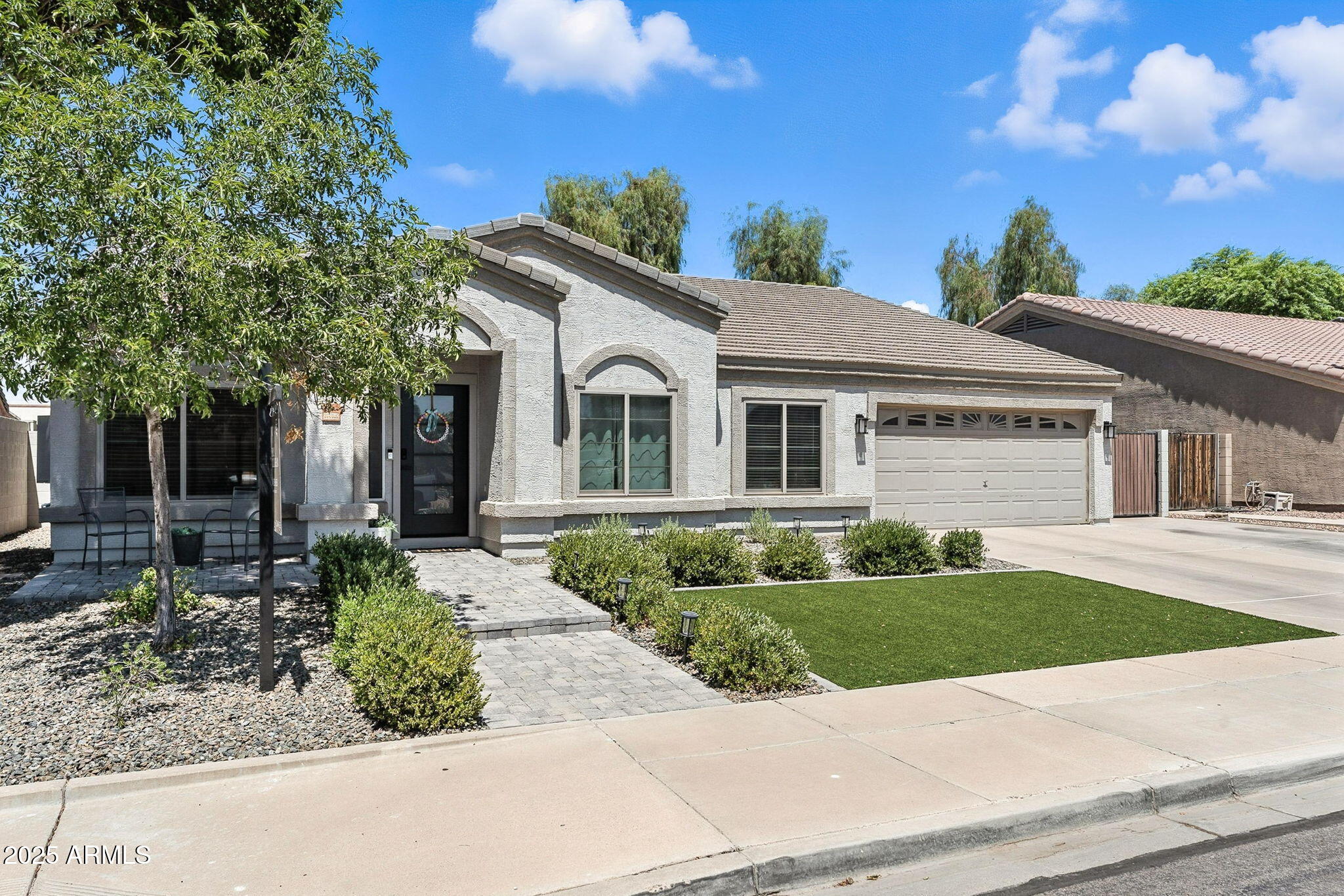 10412 E DOLPHIN Avenue