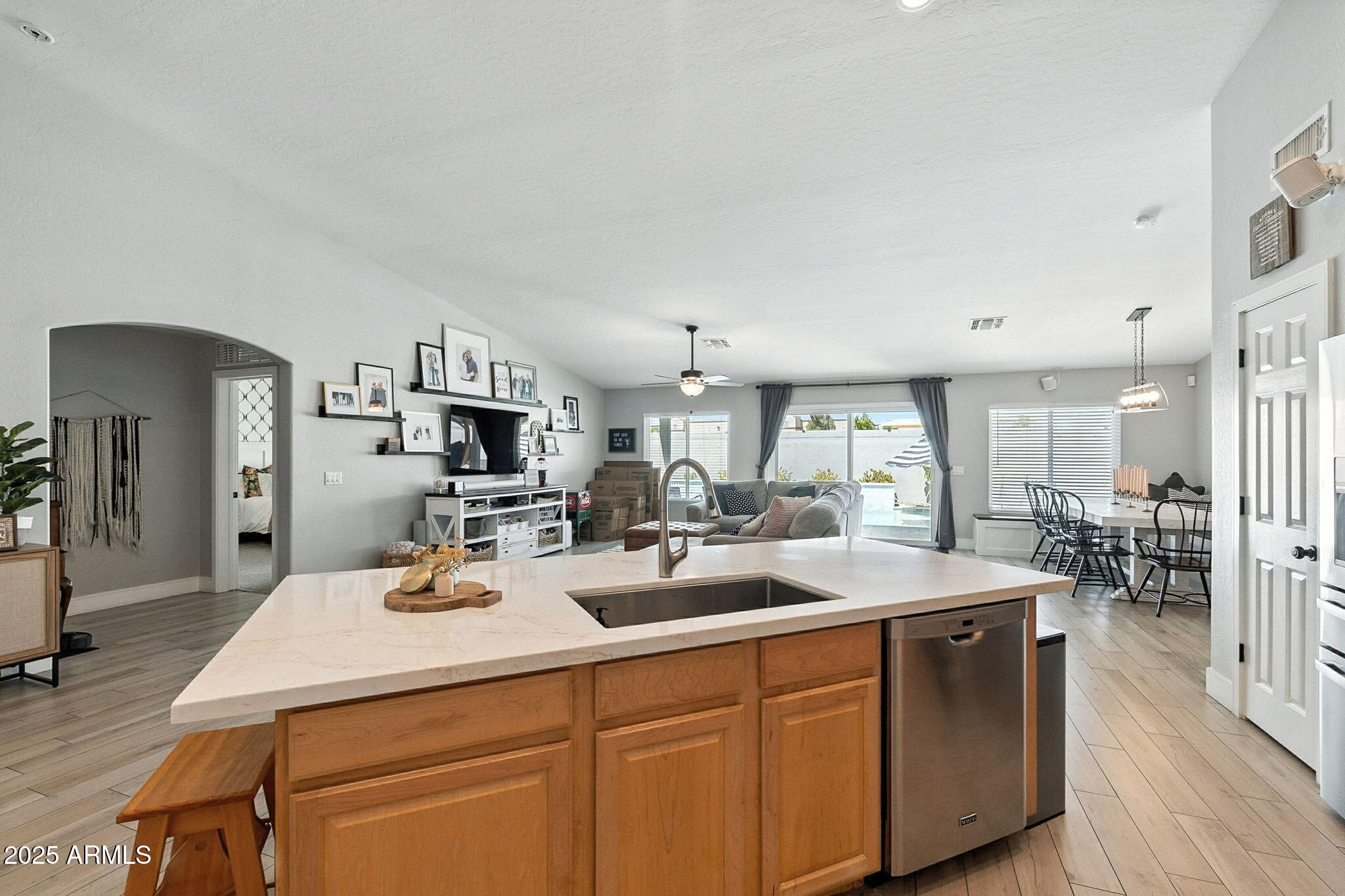 10412 E DOLPHIN Avenue