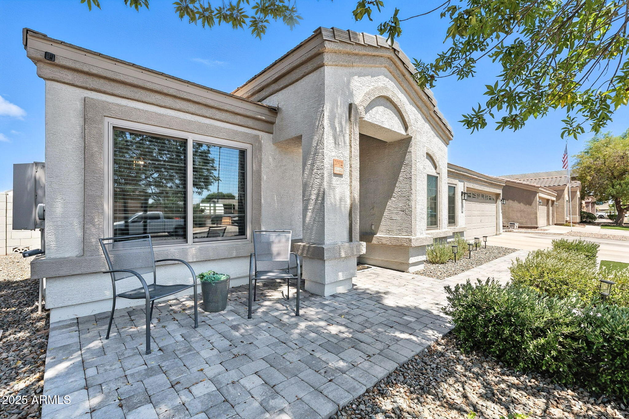 10412 E DOLPHIN Avenue