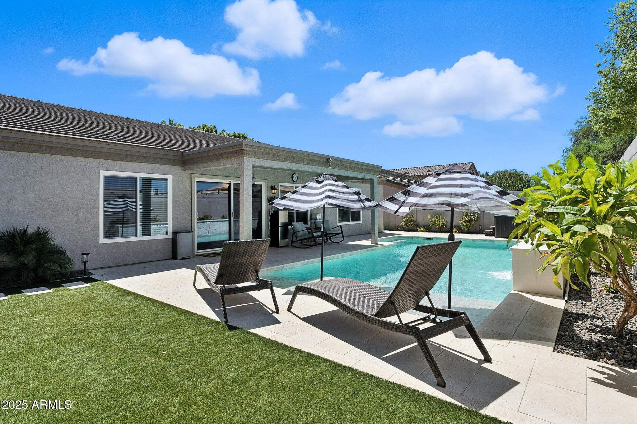 10412 E DOLPHIN Avenue