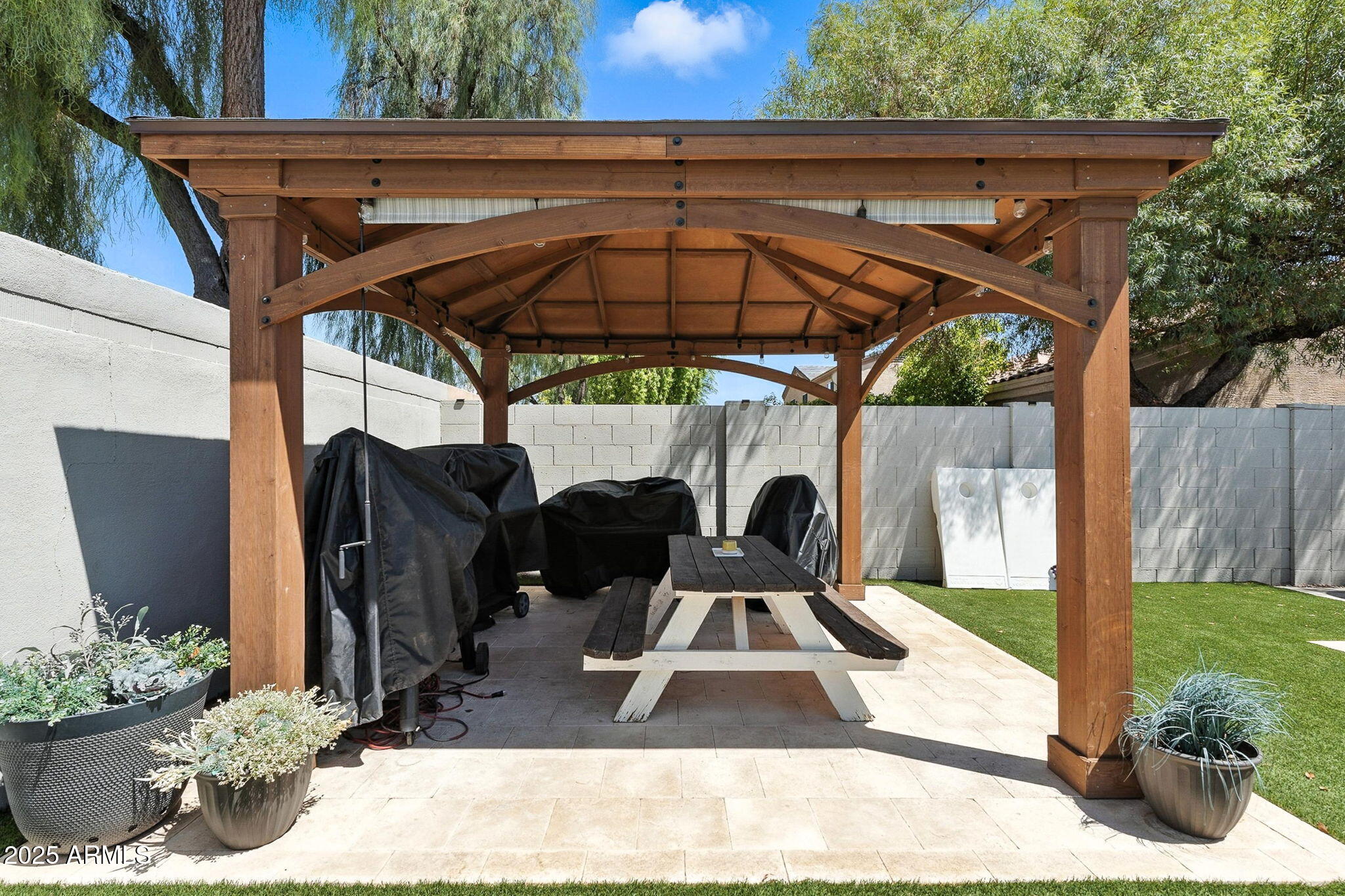 10412 E DOLPHIN Avenue