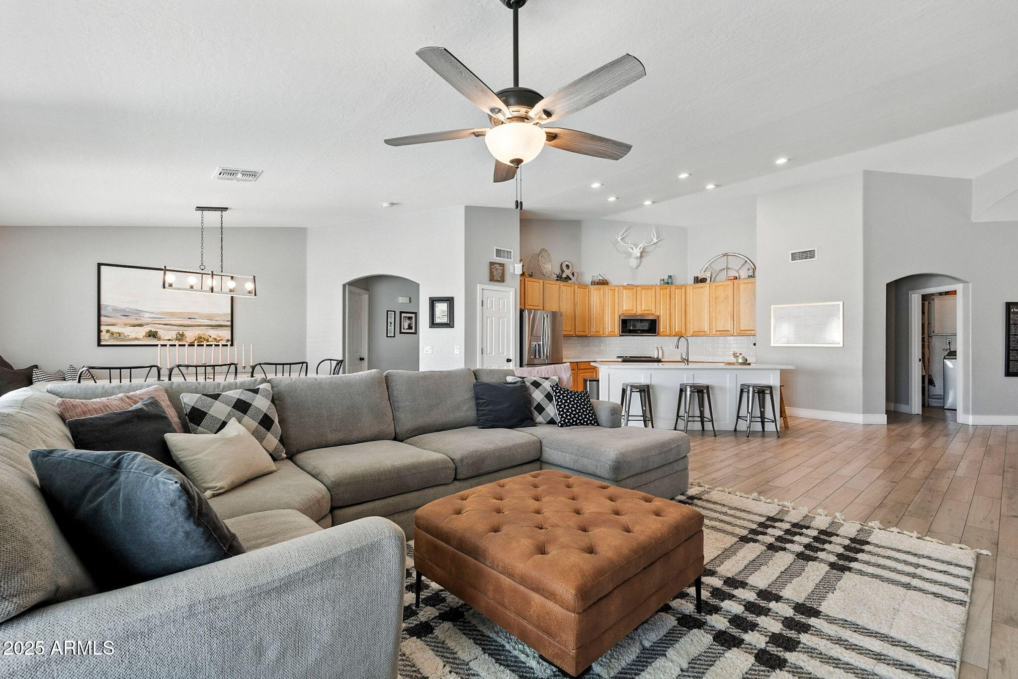 10412 E DOLPHIN Avenue