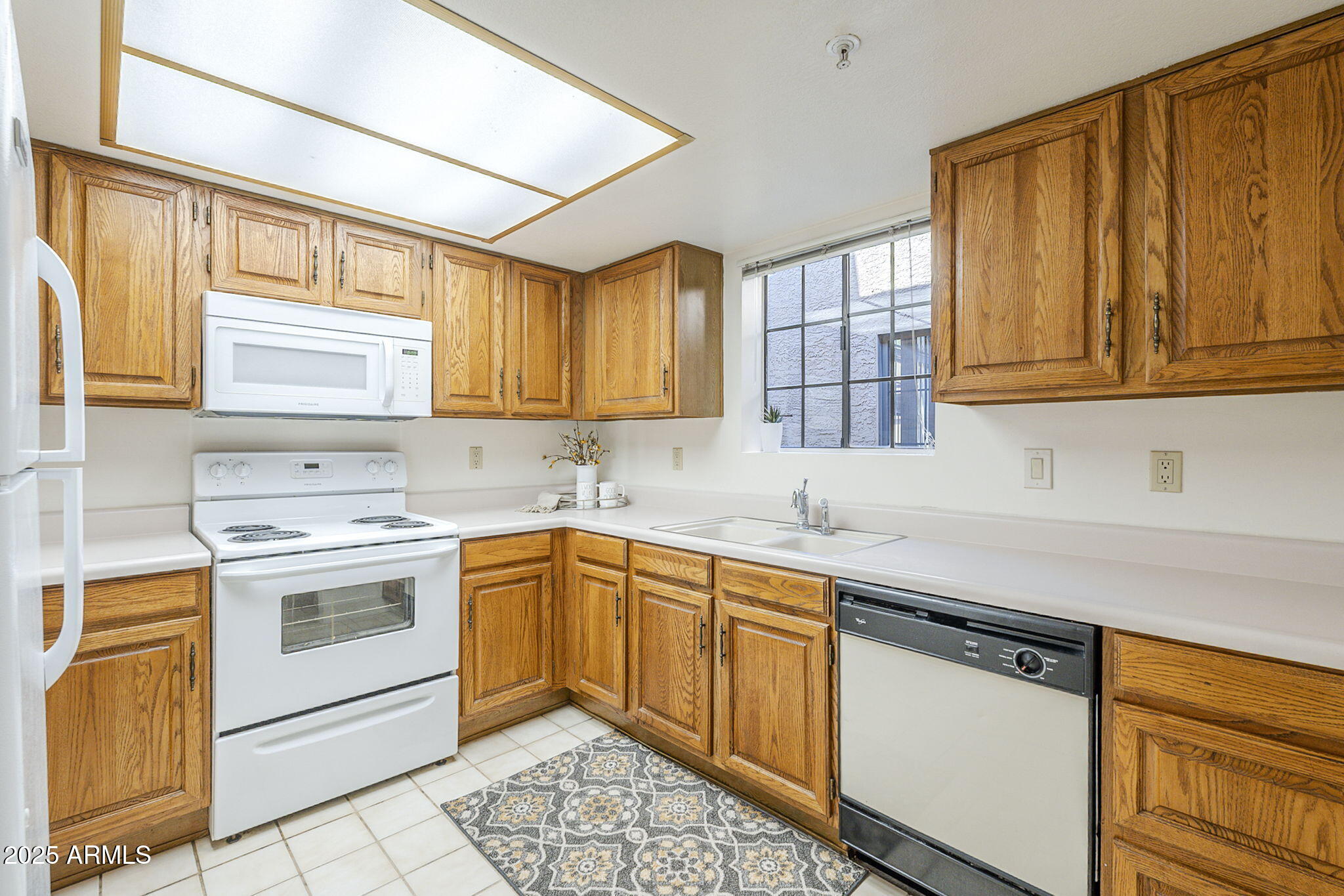 6945 E COCHISE Road, 119