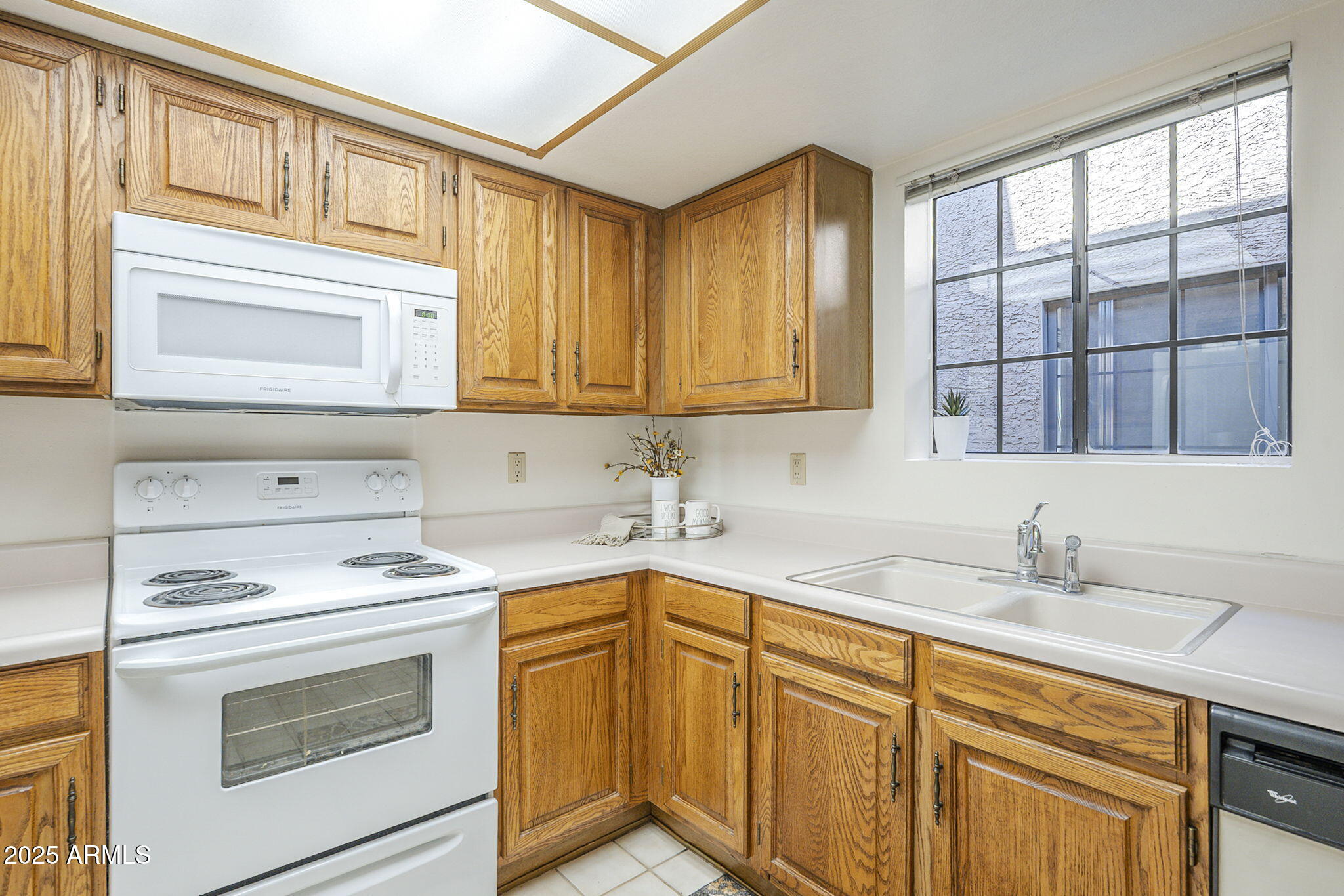 6945 E COCHISE Road, 119