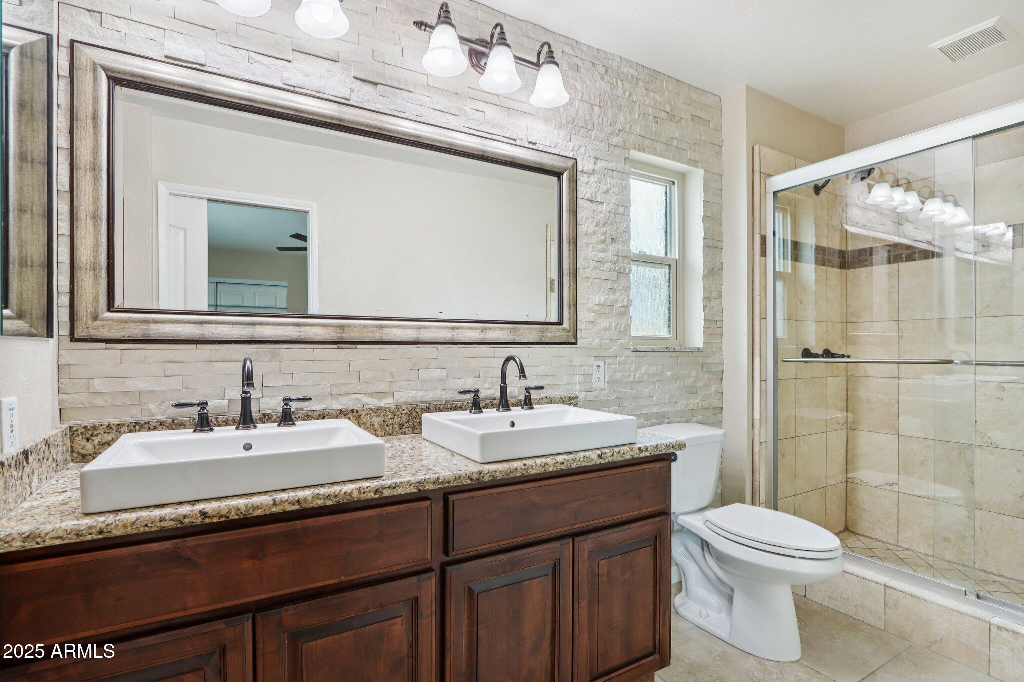 127 E GARFIELD Street